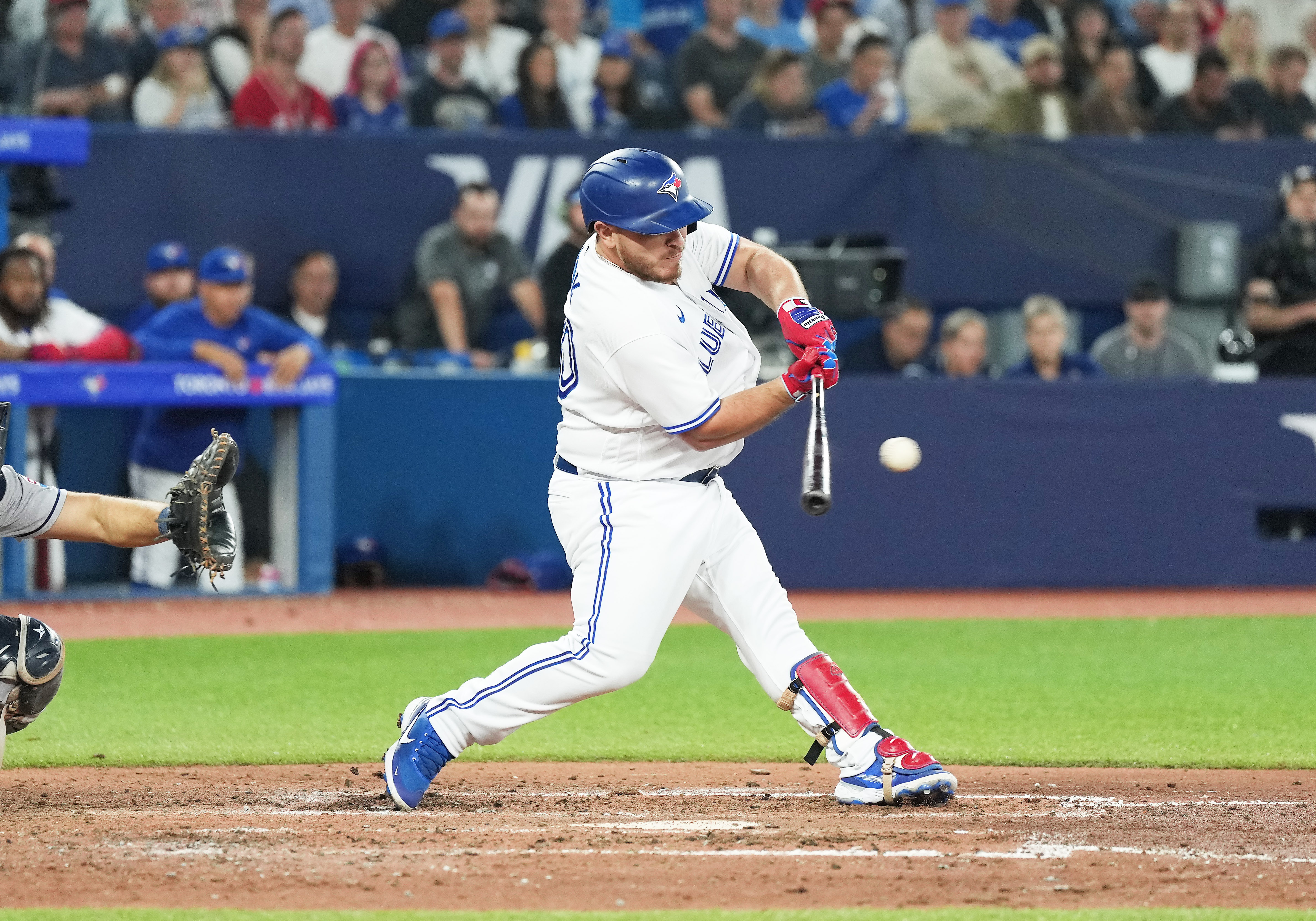 Belt and Bichette each homer for Toronto as Blue Jays edge Astros