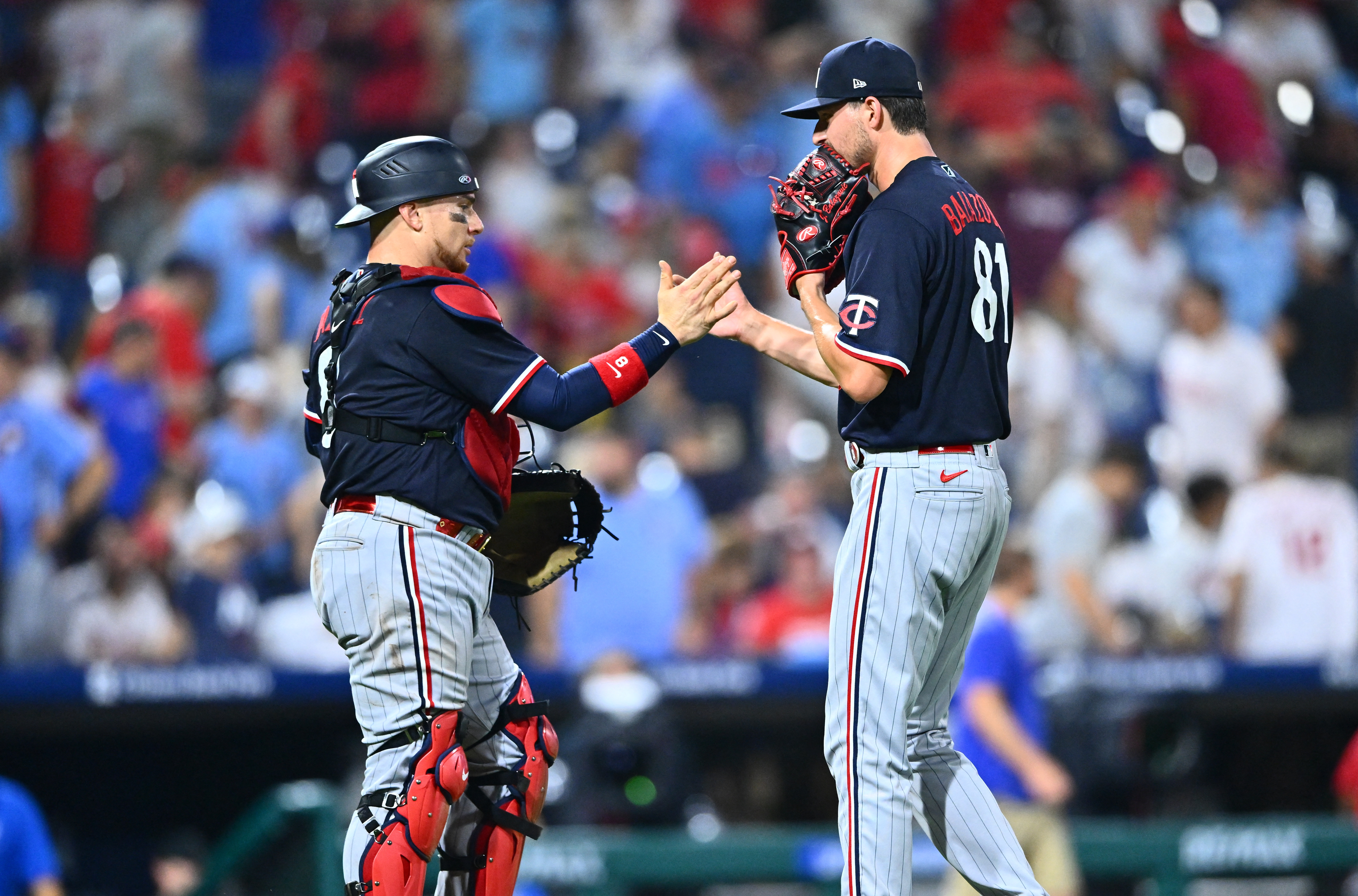 Joey Gallo homers twice, Pablo López throws 6 shutout innings in Twins' 8-1  win over Phillies