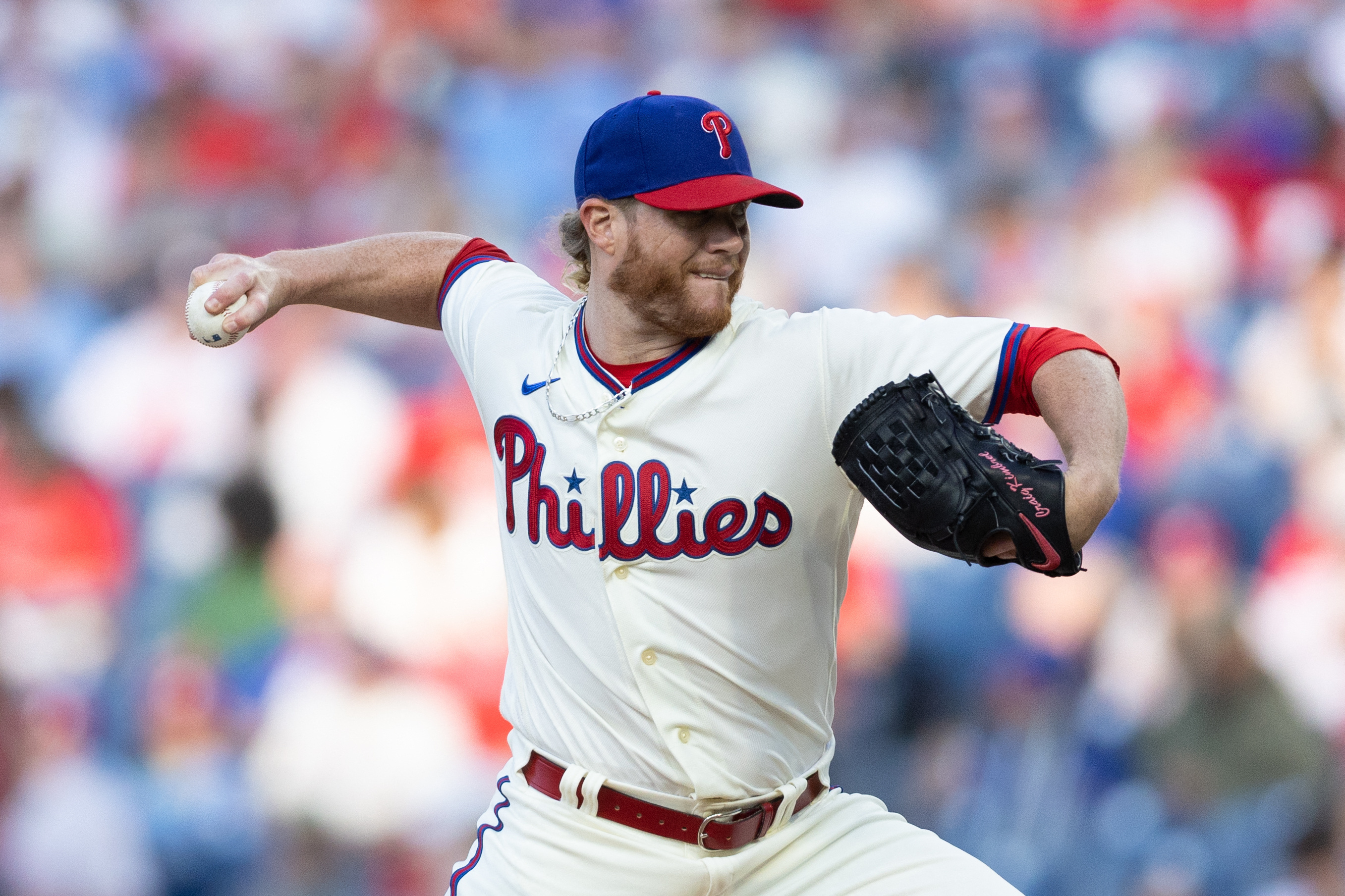 Phillies squeak by Blue Jays in 10 innings thanks to error