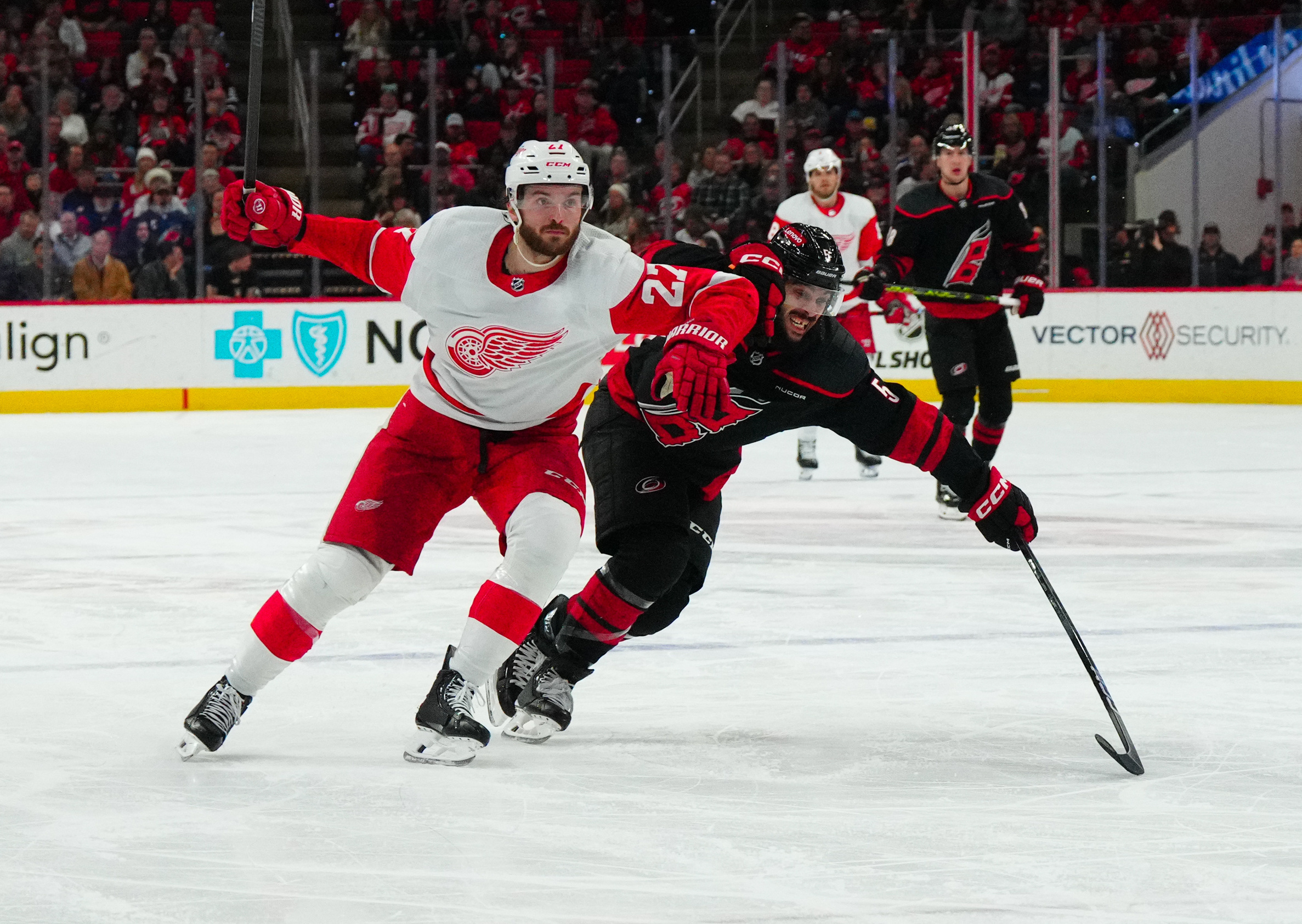 Martin Necas Helps Hurricanes End Wings' Point Streak | Reuters