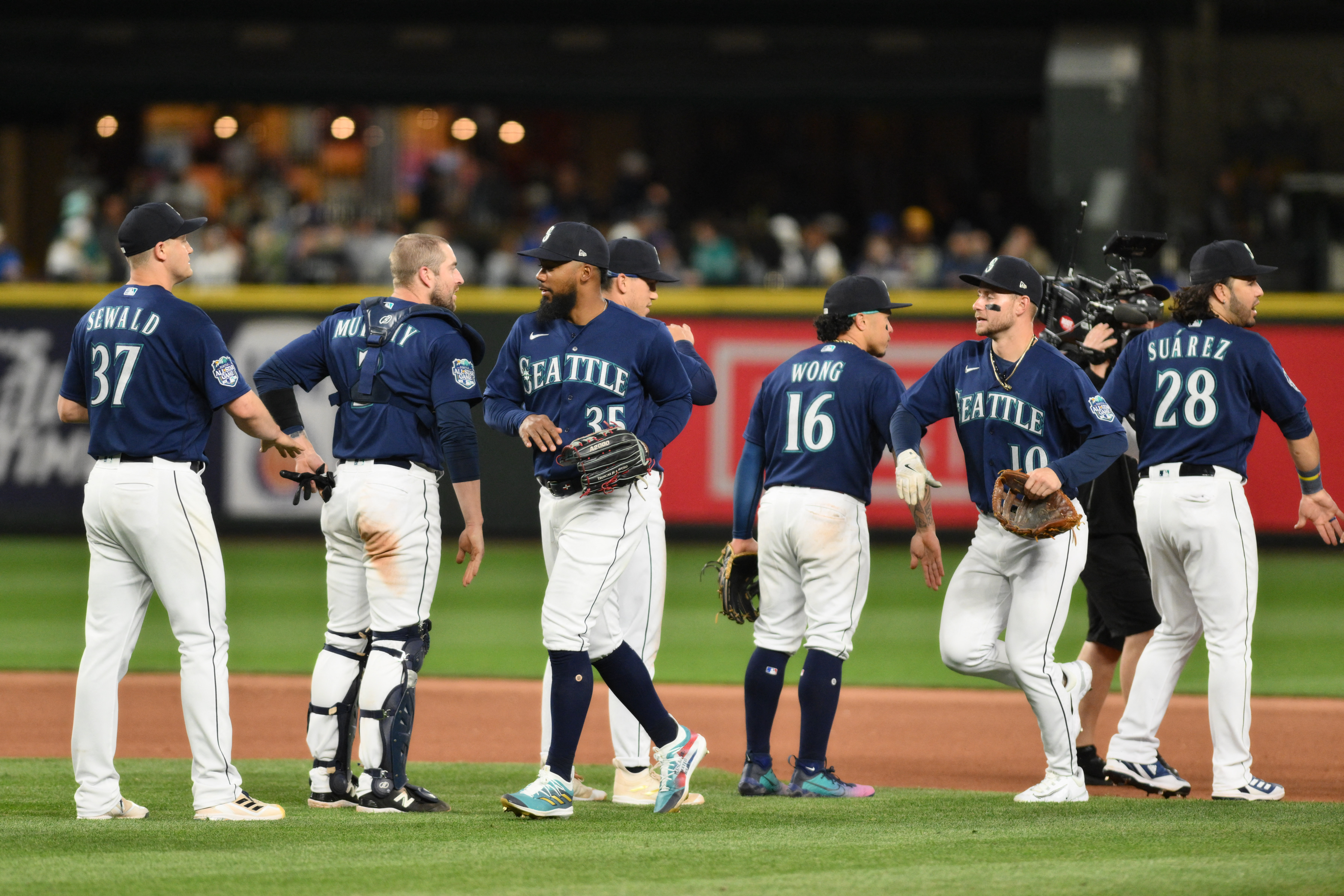 WATCH: Seattle Mariners Debut New Home Run Trident - Fastball