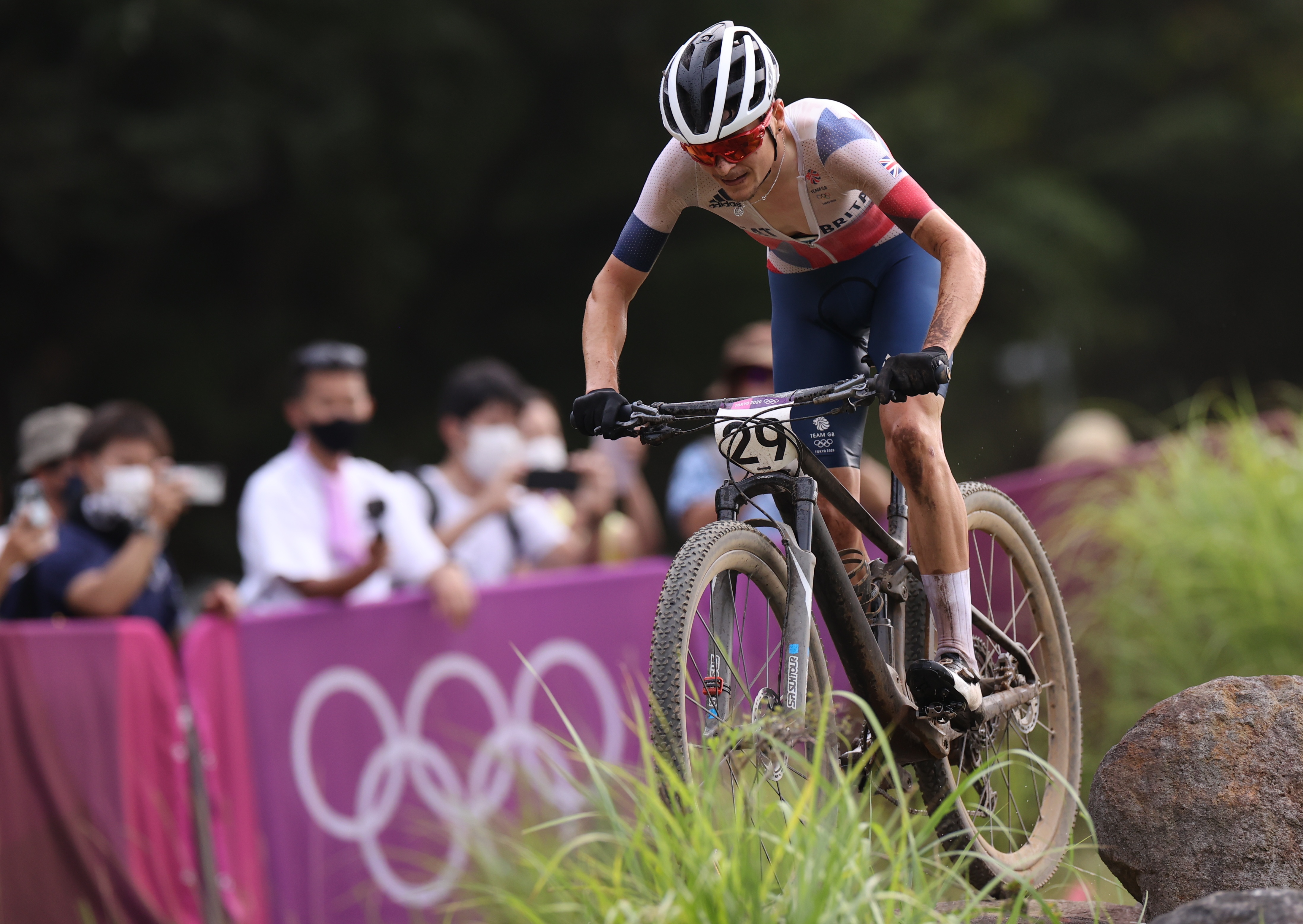 Praten Bepalen Afrika Cycling-Britain's Pidcock storms to cross-country gold | Reuters