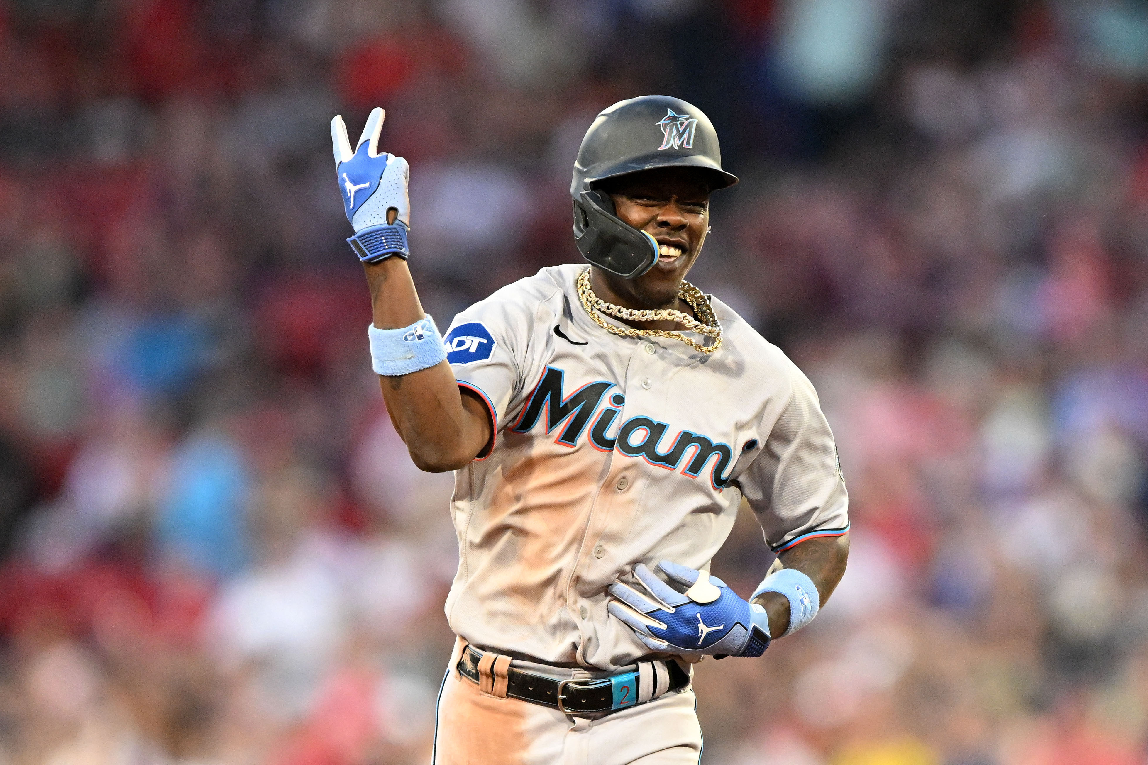 Boston drops first game of series to Miami Marlins