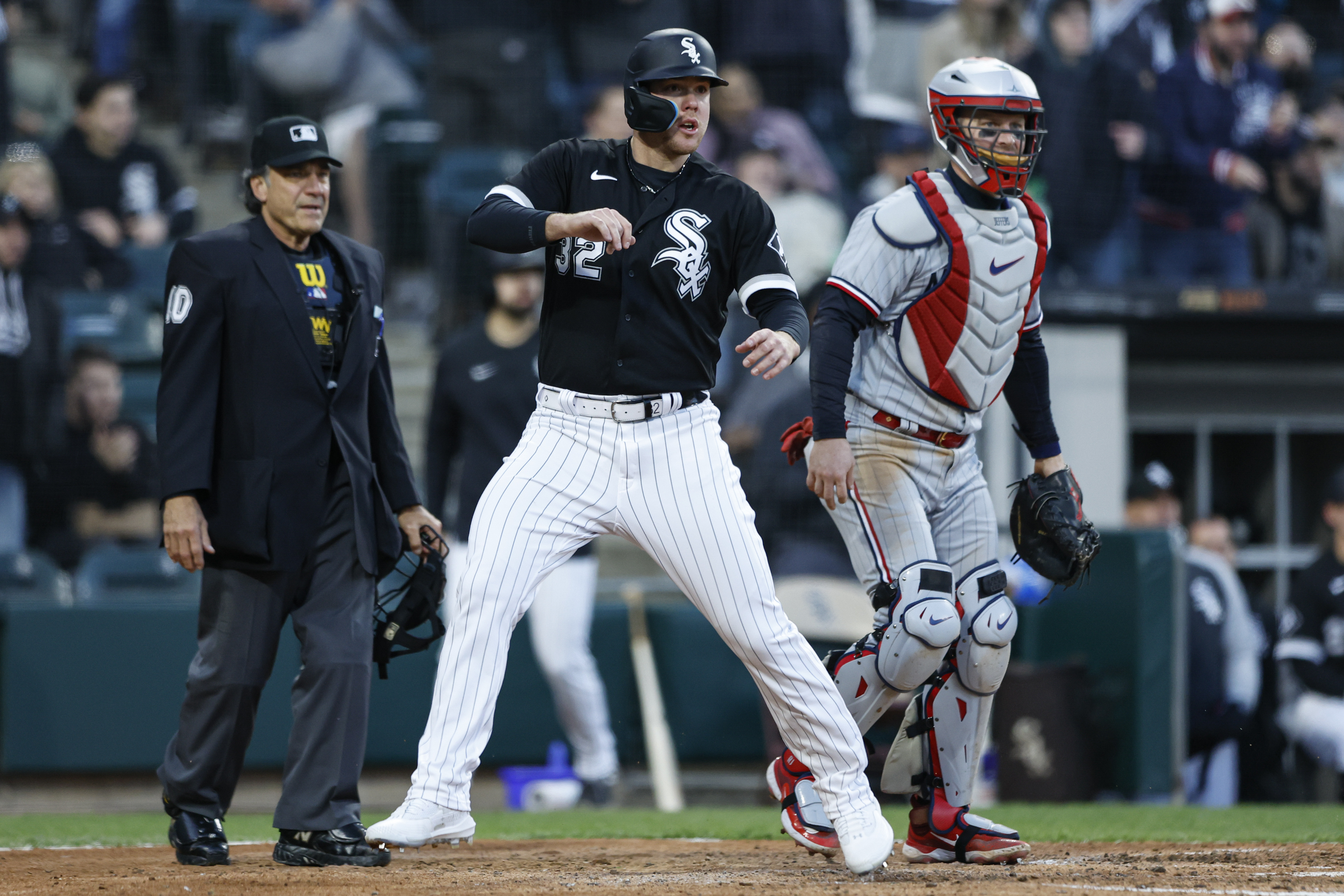 White Sox squeak by Twins, nab first series victory