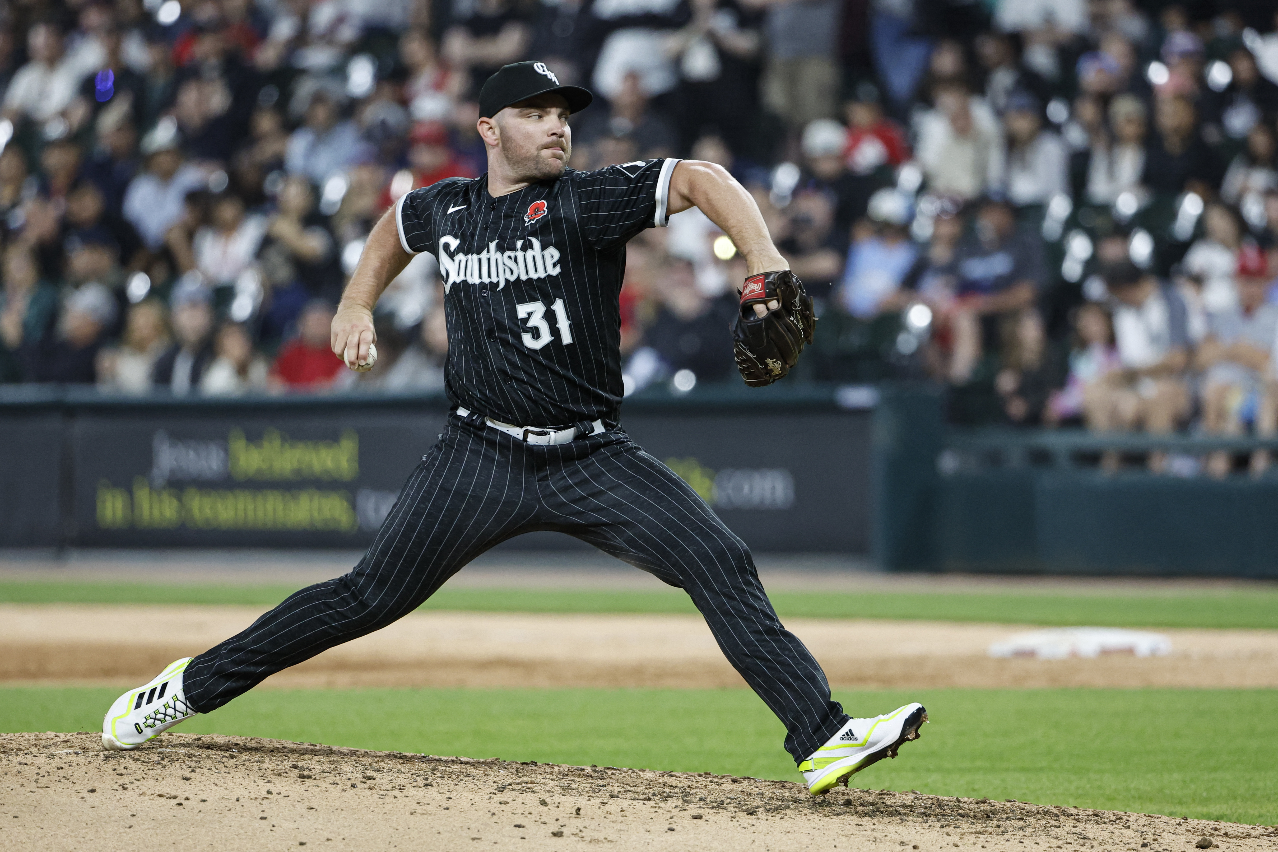 MLB News: Los Angeles Angels Acquire 2 Pitchers From Chicago White Sox