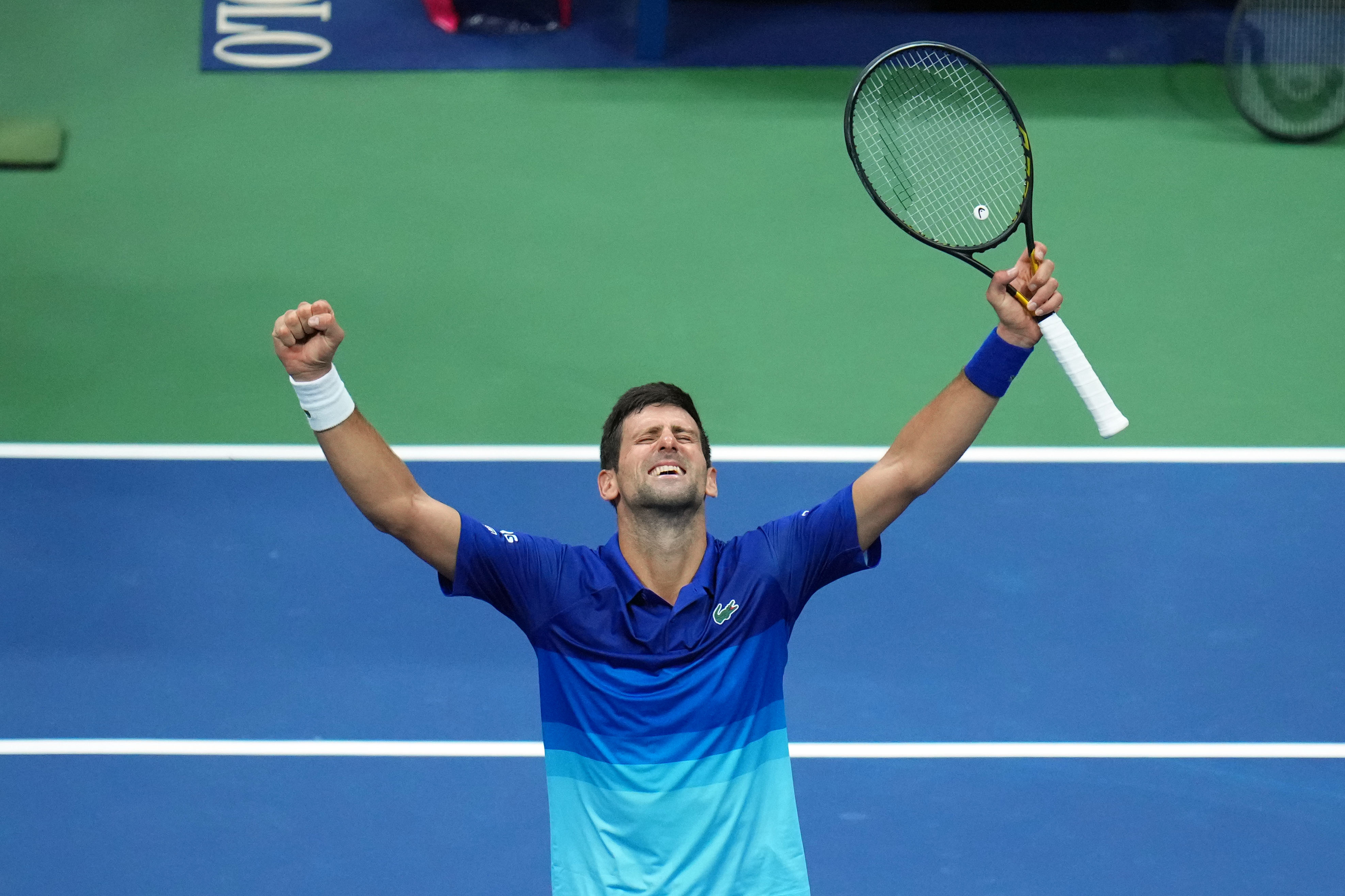 Djokovic overcomes flat start to reach U.S. Open quarter-finals | Reuters