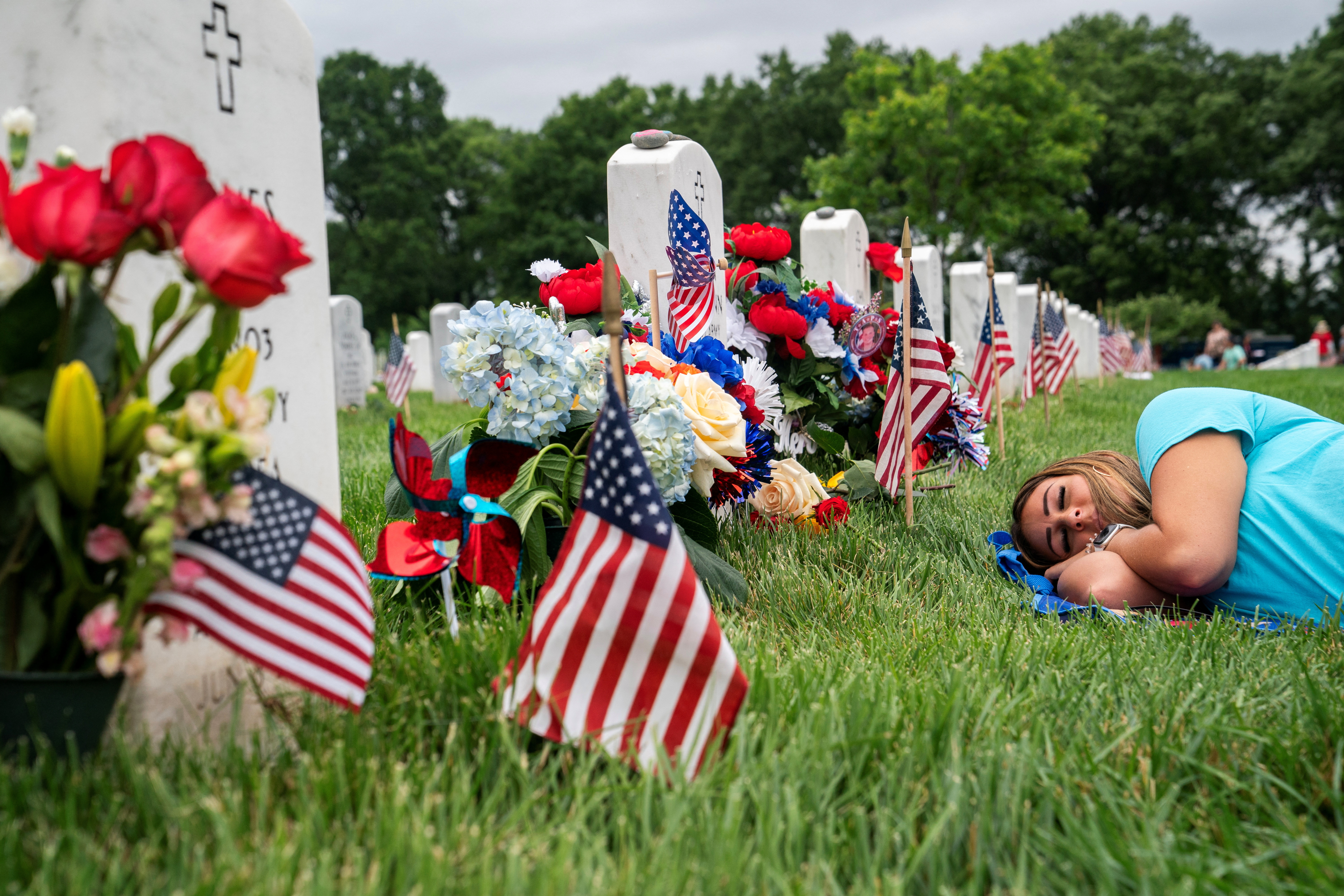 Visitors Commerate Memorial Day at Arlington National Cemerary