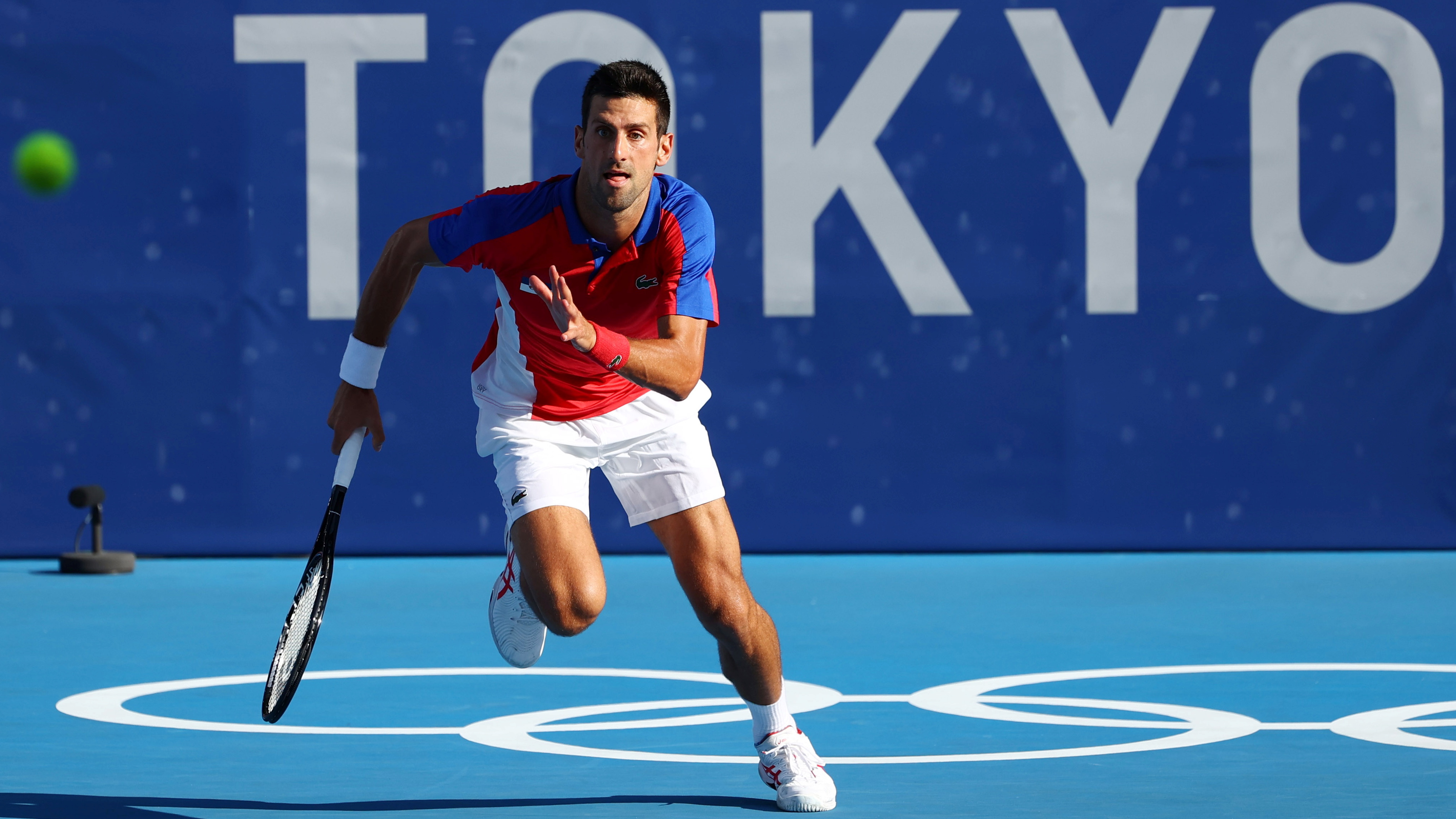 Tennis Djokovic Dominant As Heat Woes Prompt Schedule Change Reuters