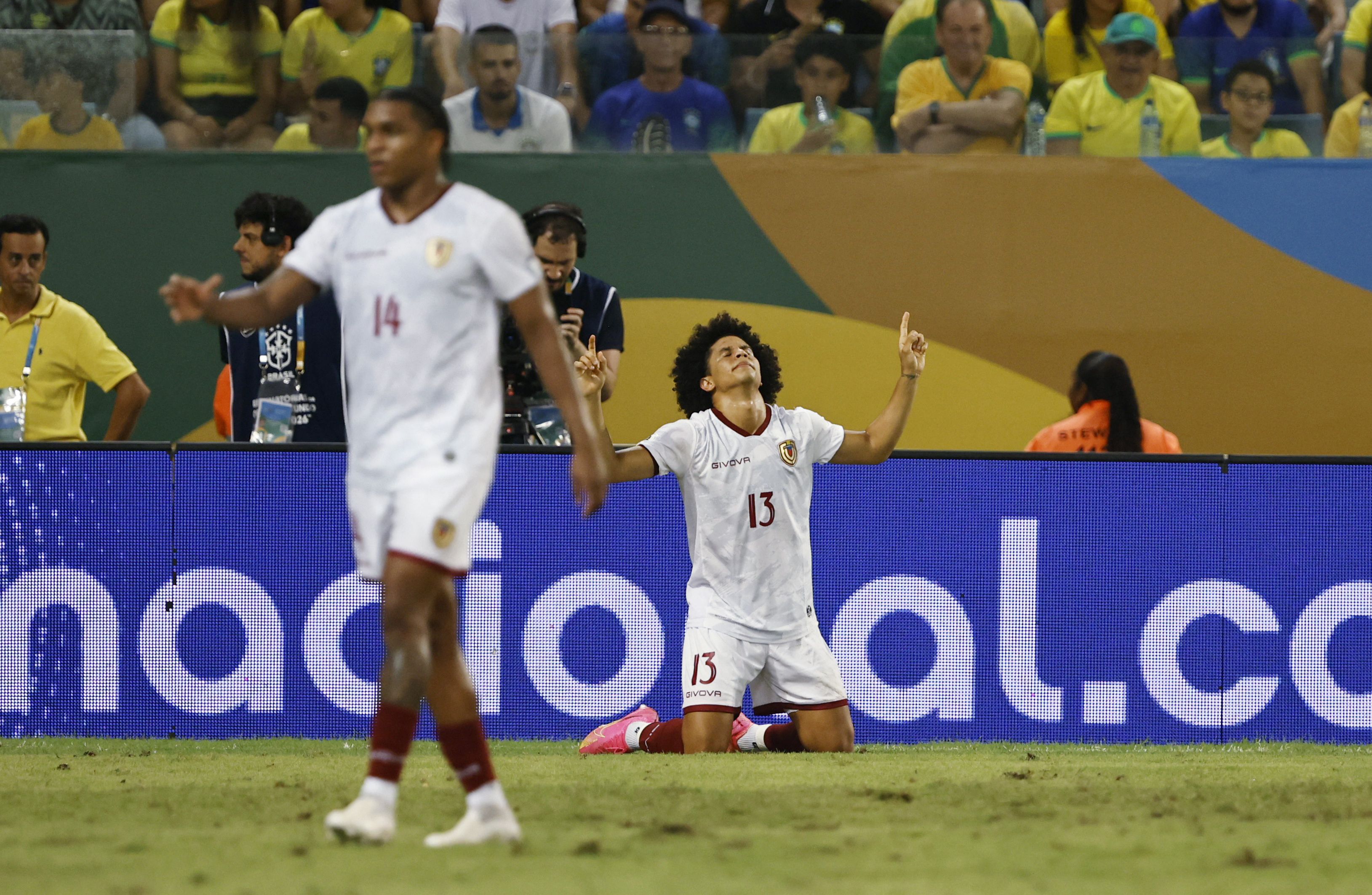 Asunción – Paraguay's soccer central – GAME OF THE PEOPLE