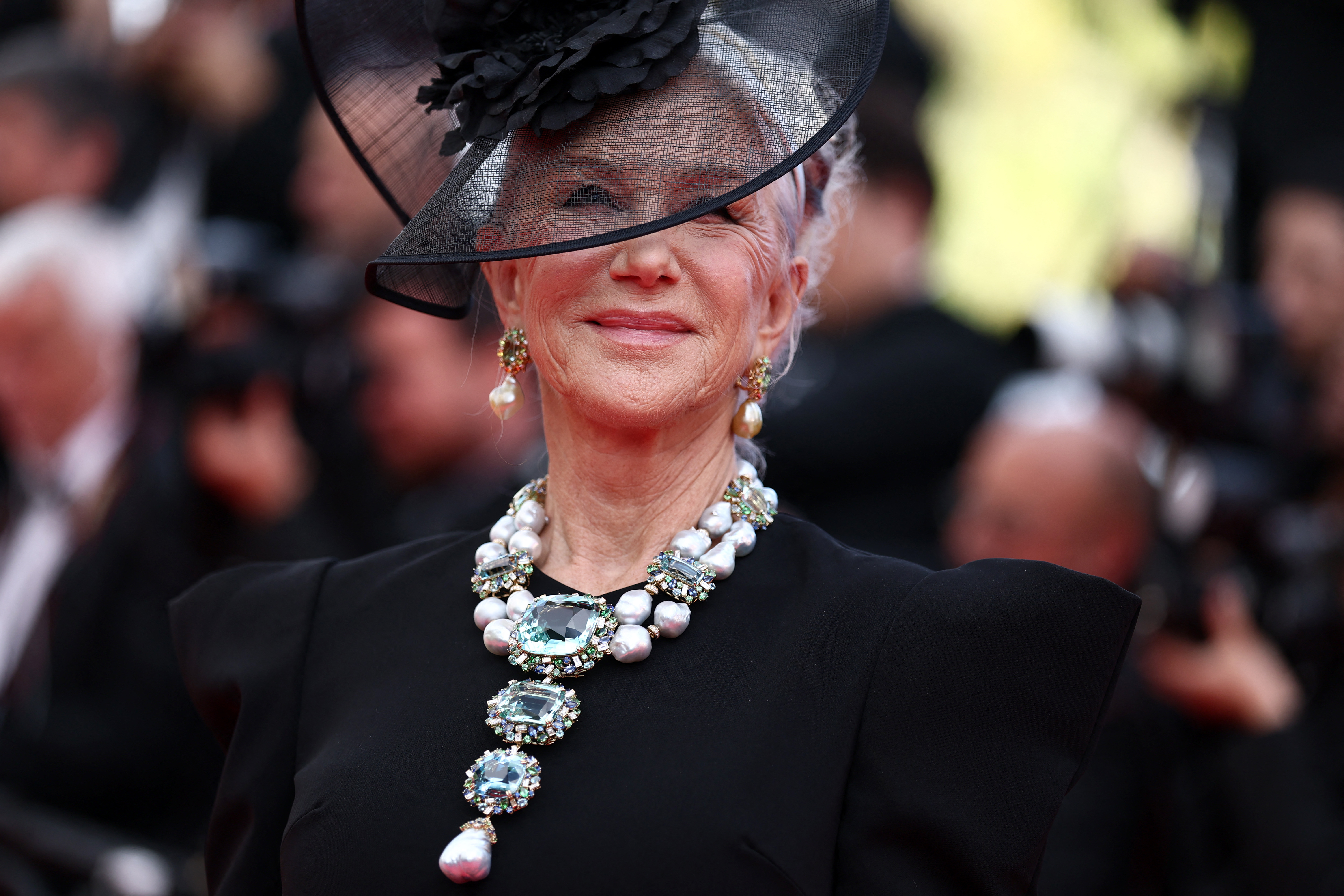 Porn stars sign on for Smiths Porno comedy | Reuters