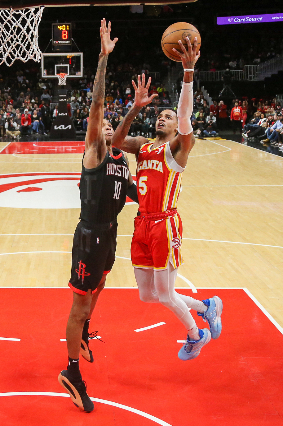 Dejounte Murray, Hawks too much for Rockets to handle | Reuters