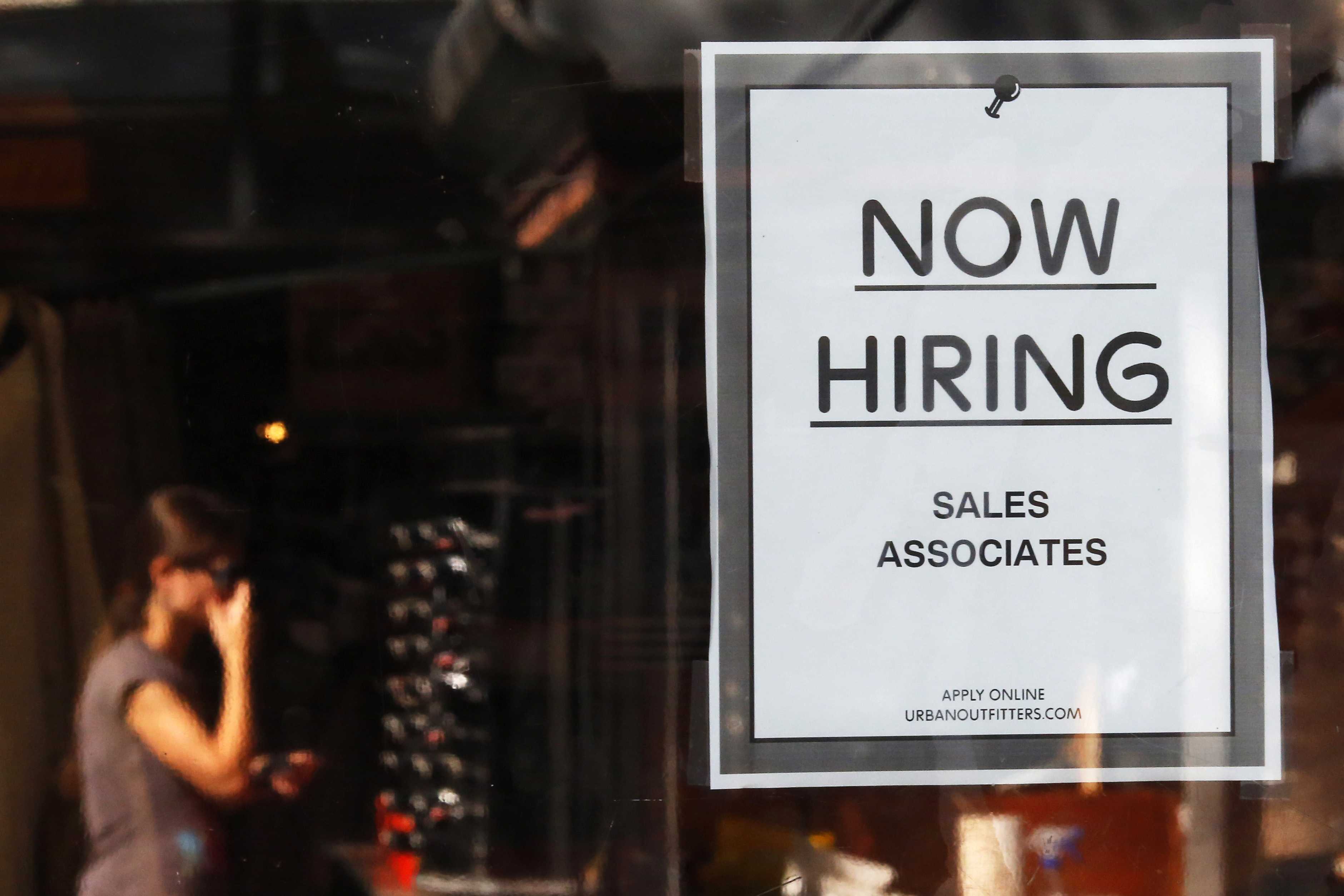 米新規失業保険申請、3000件増の21.9万件　予想若干上回る