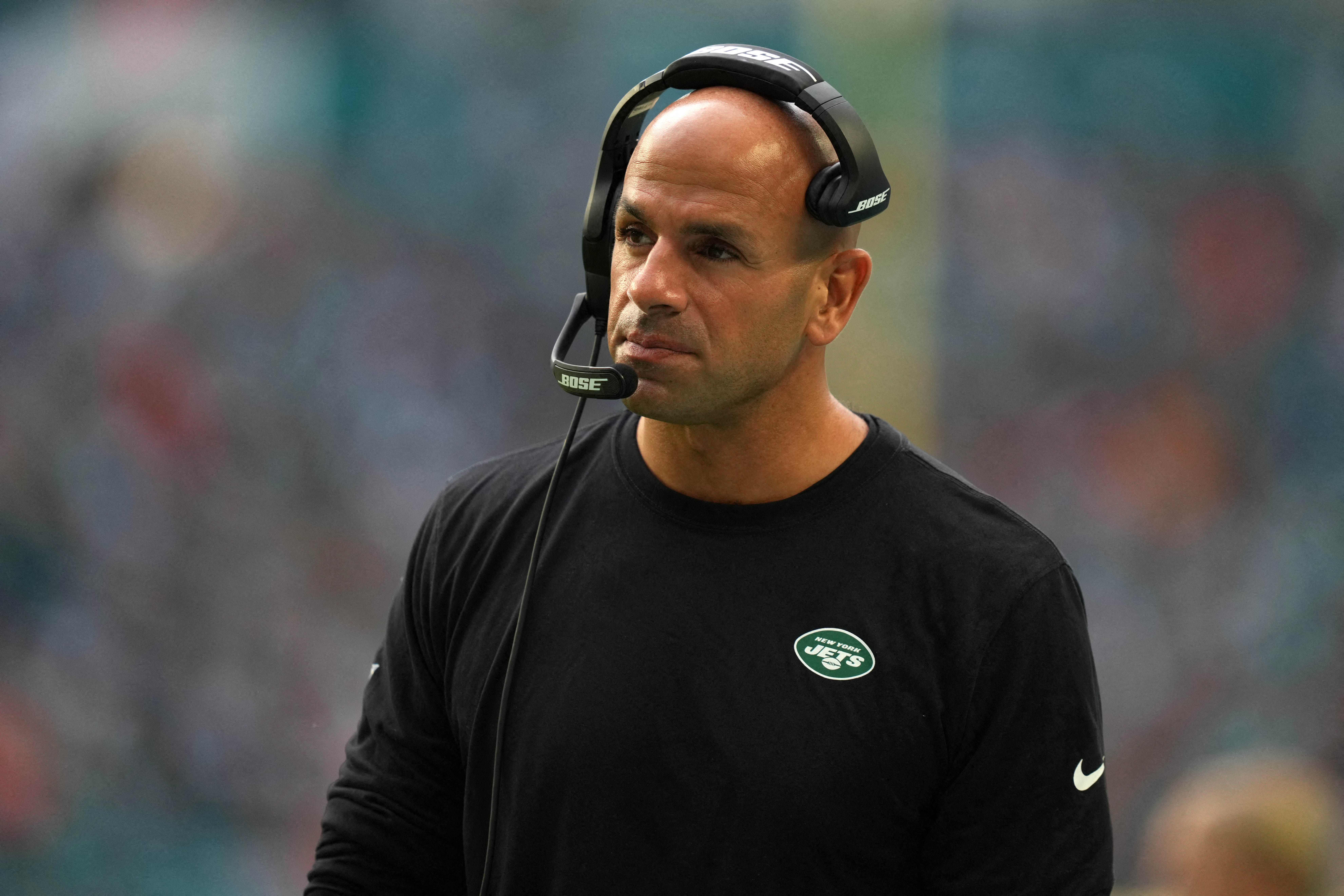 Jets coach Robert Saleh tests positive for COVID-19 | Reuters