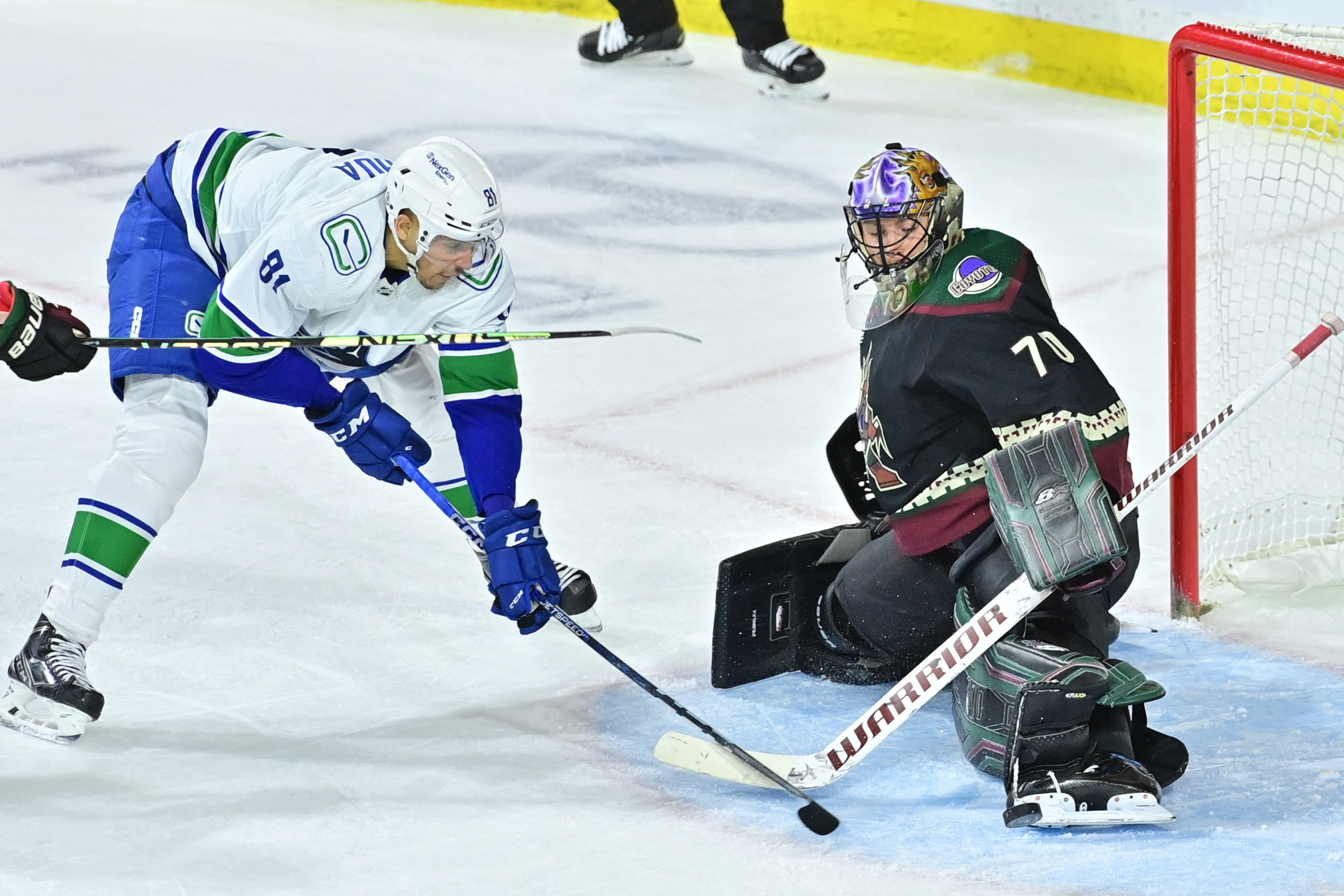 Arizona Coyotes scored four unanswered goals in win over Toronto