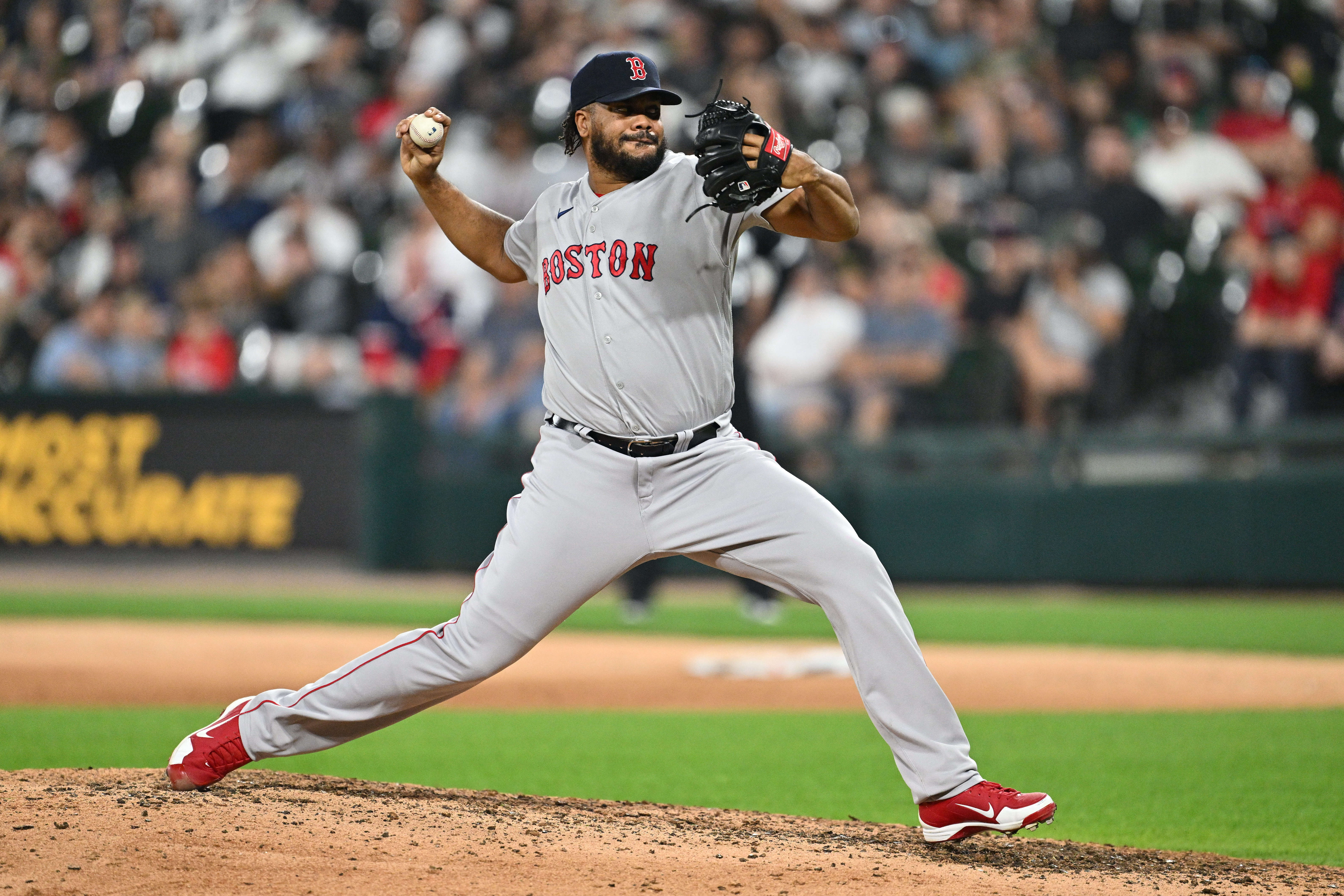 Brayan Bello pitches into 7th inning as the Boston Red Sox beat the Chicago  White Sox 3-1 - The San Diego Union-Tribune