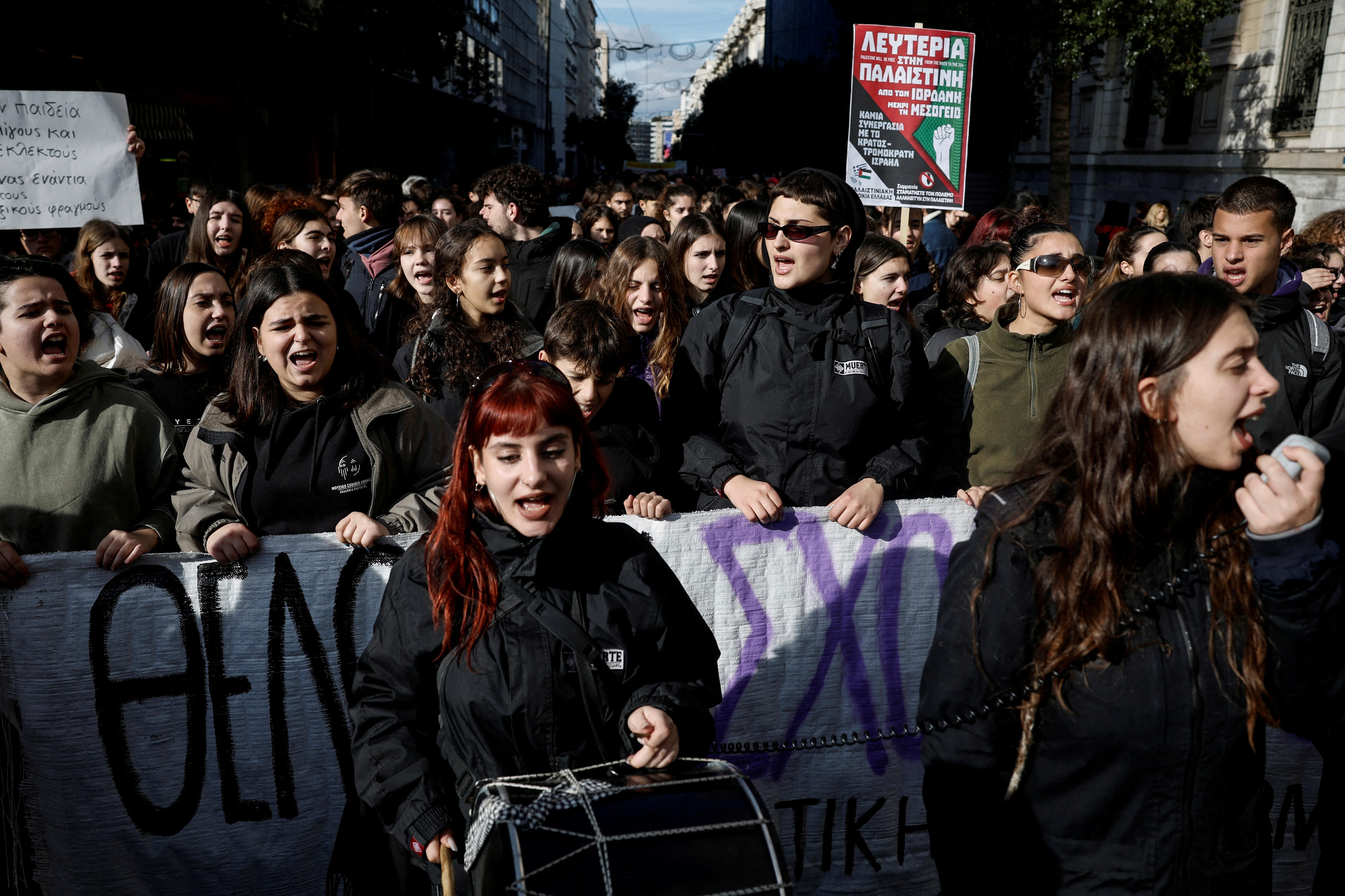 Greek students protest government plan for private universities | Reuters