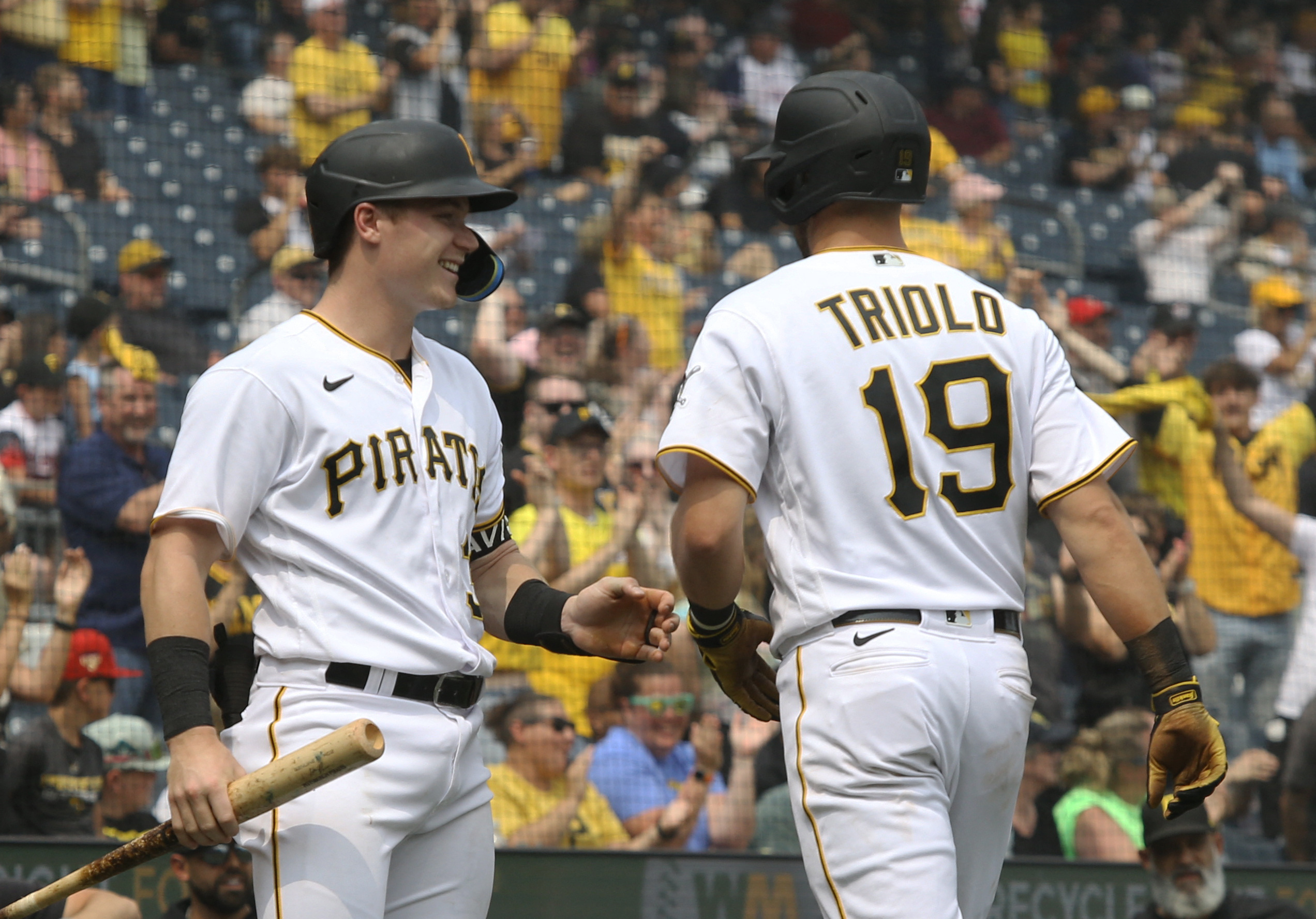Pirates mount improbable comeback in improbable game, sweep away Padres