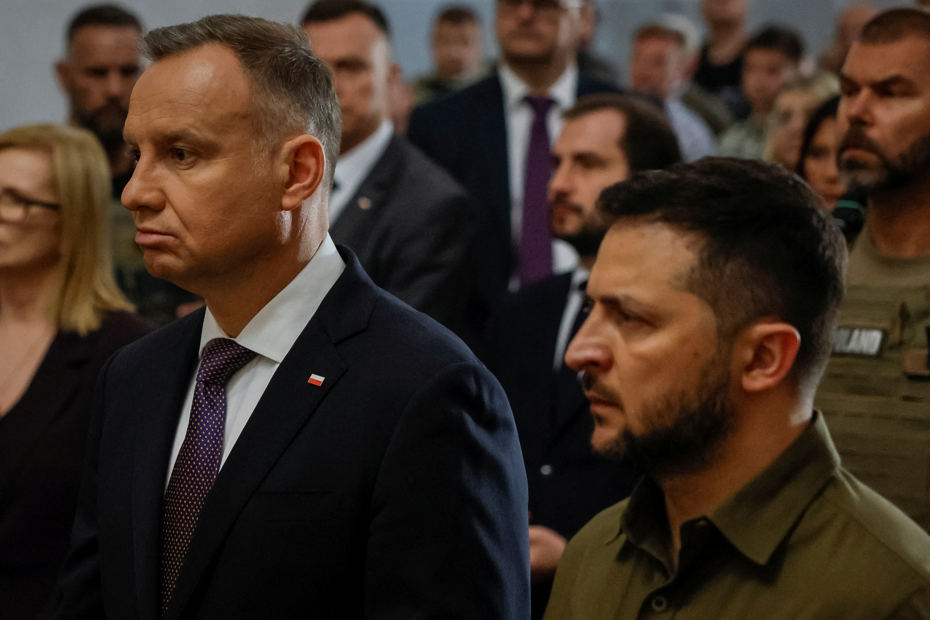 Ο Πολωνός πρωθυπουργός ζητά από τον Ουκρανό Ζελένσκι να μην προσβάλει ξανά τους Πολωνούς