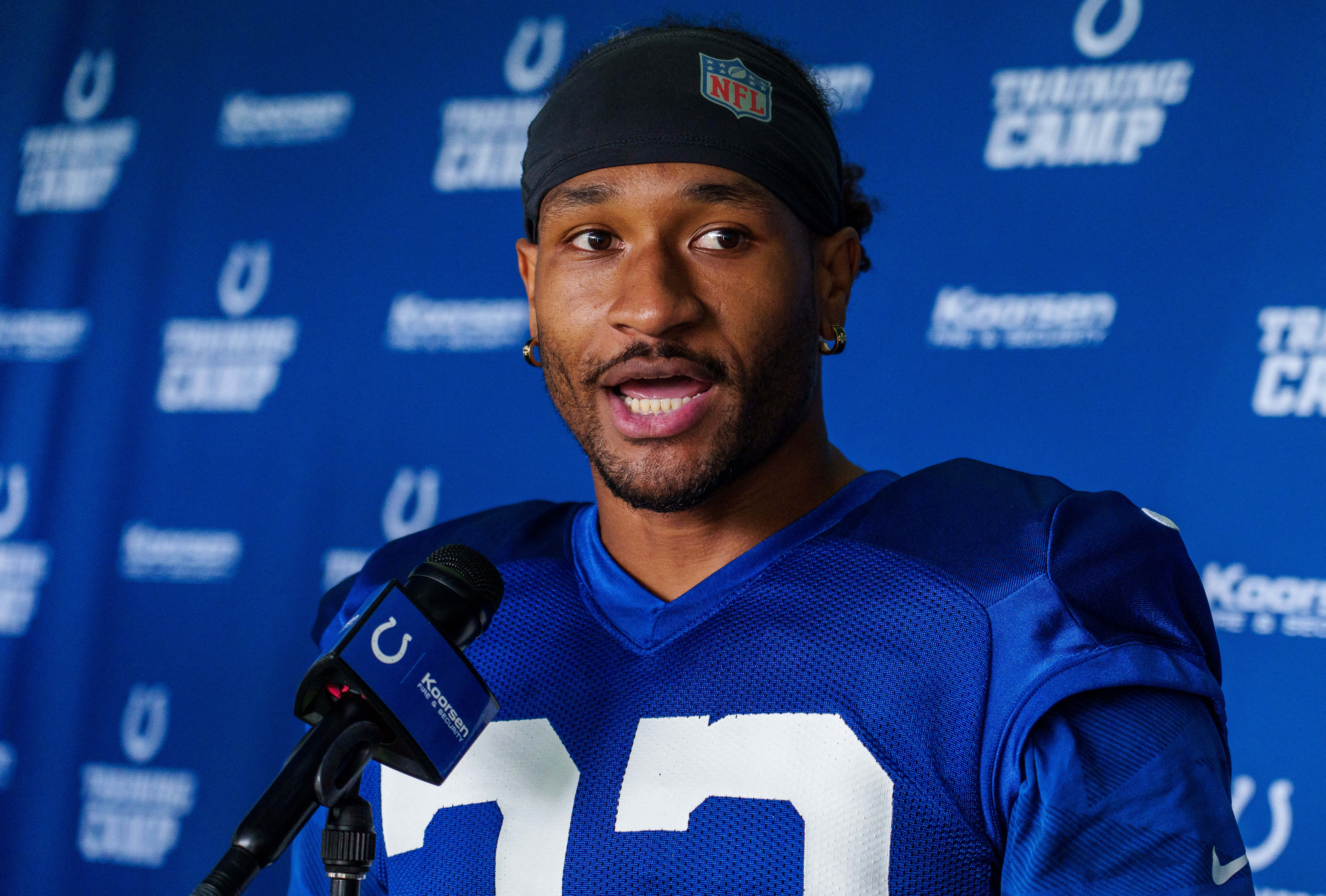 Reports: Colts re-sign safety Julian Blackmon to 1-year deal | Reuters