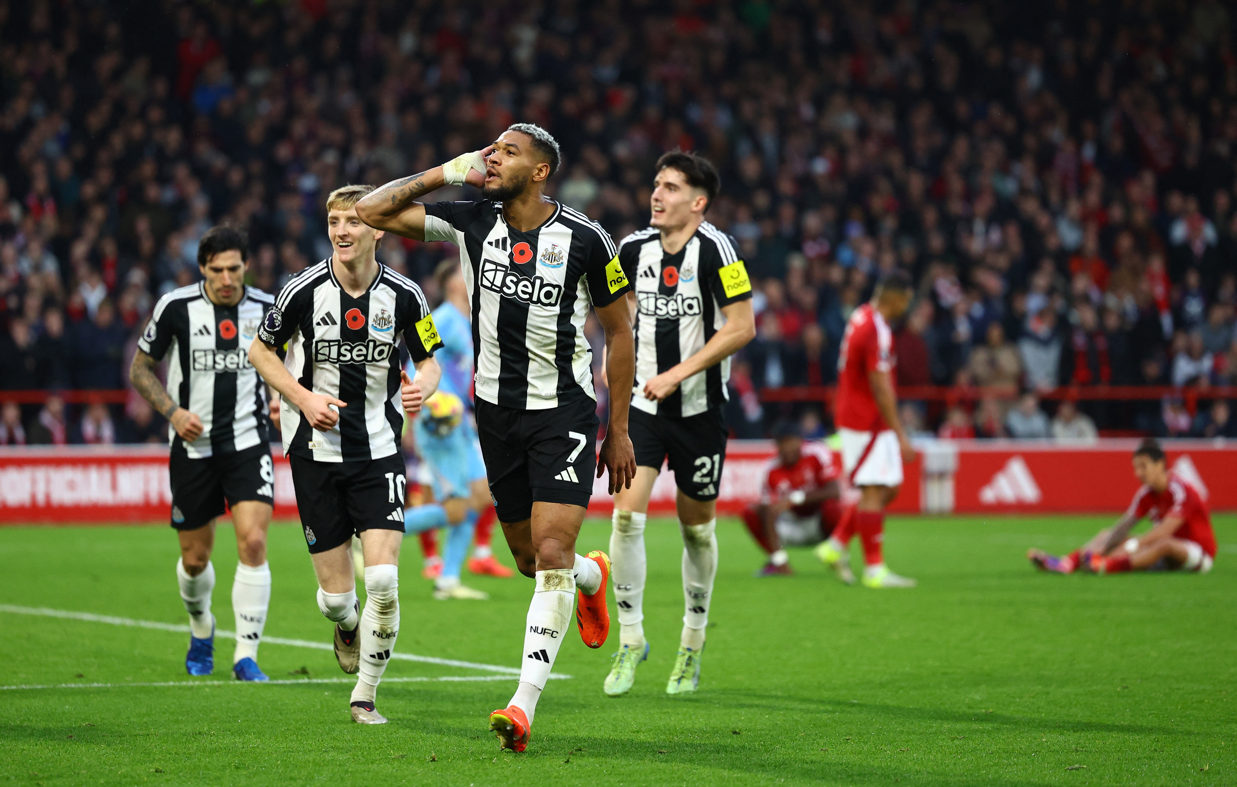 Howe praises Joelinton after Newcastle win at Forest | Reuters