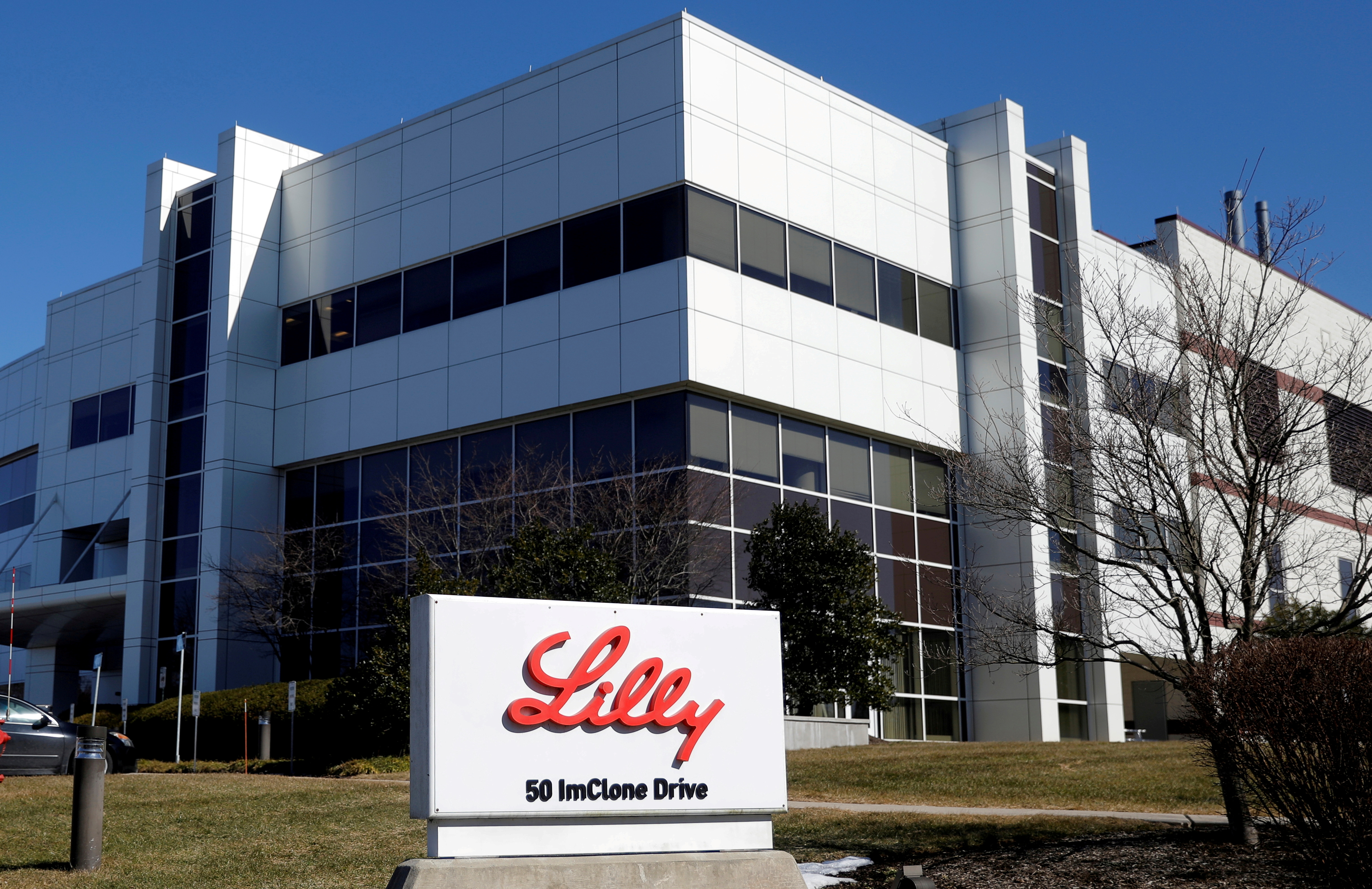An Eli Lilly and Company pharmaceutical manufacturing plant is pictured at 50 ImClone Drive in Branchburg, New Jersey, March 5, 2021.  REUTERS/Mike Segar/File Photo