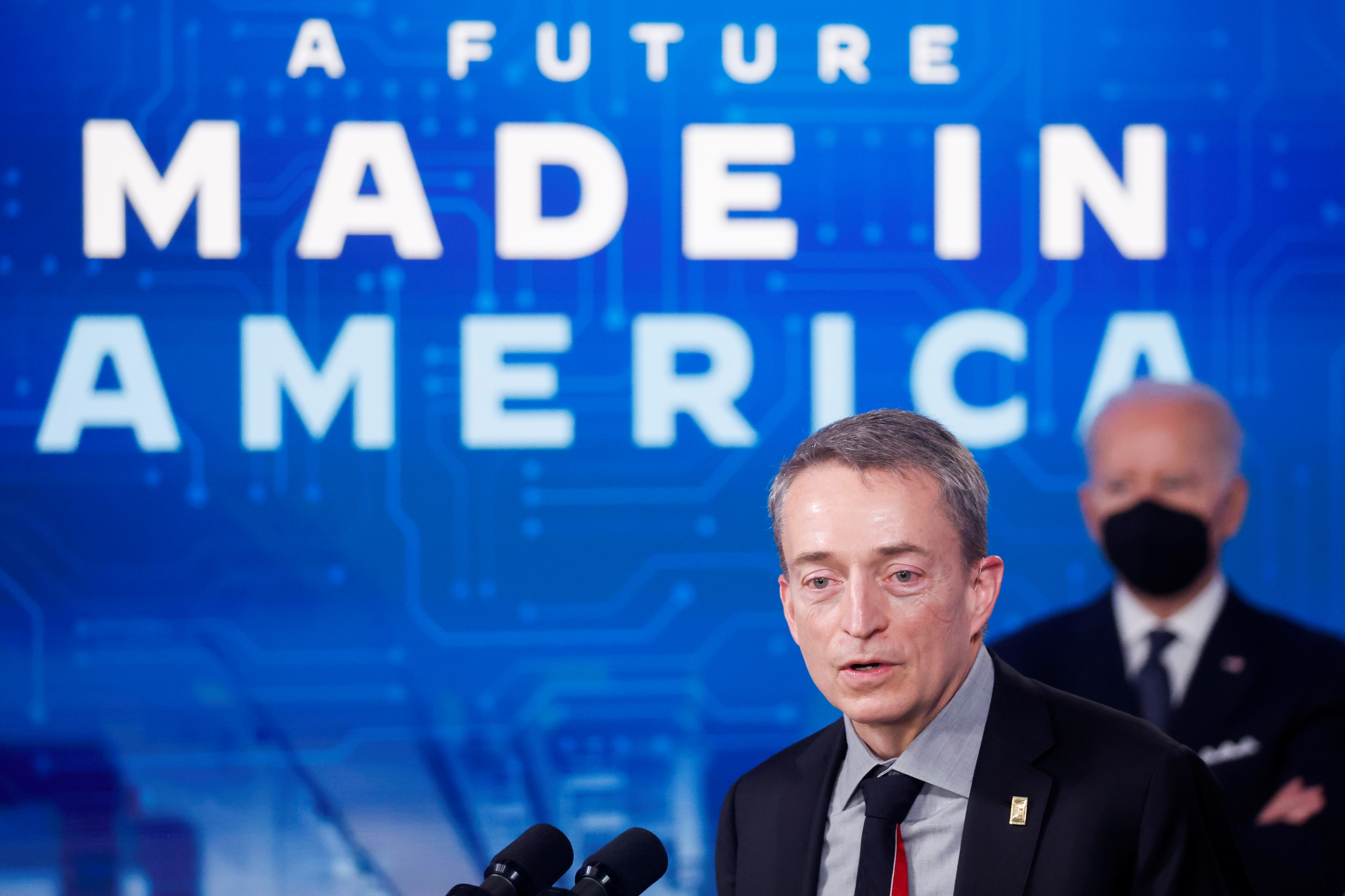 U.S. President Biden and Intel CEO Gelsinger announce the tech firm’s plan to build a plant in Ohio, from the White House campus in Washington