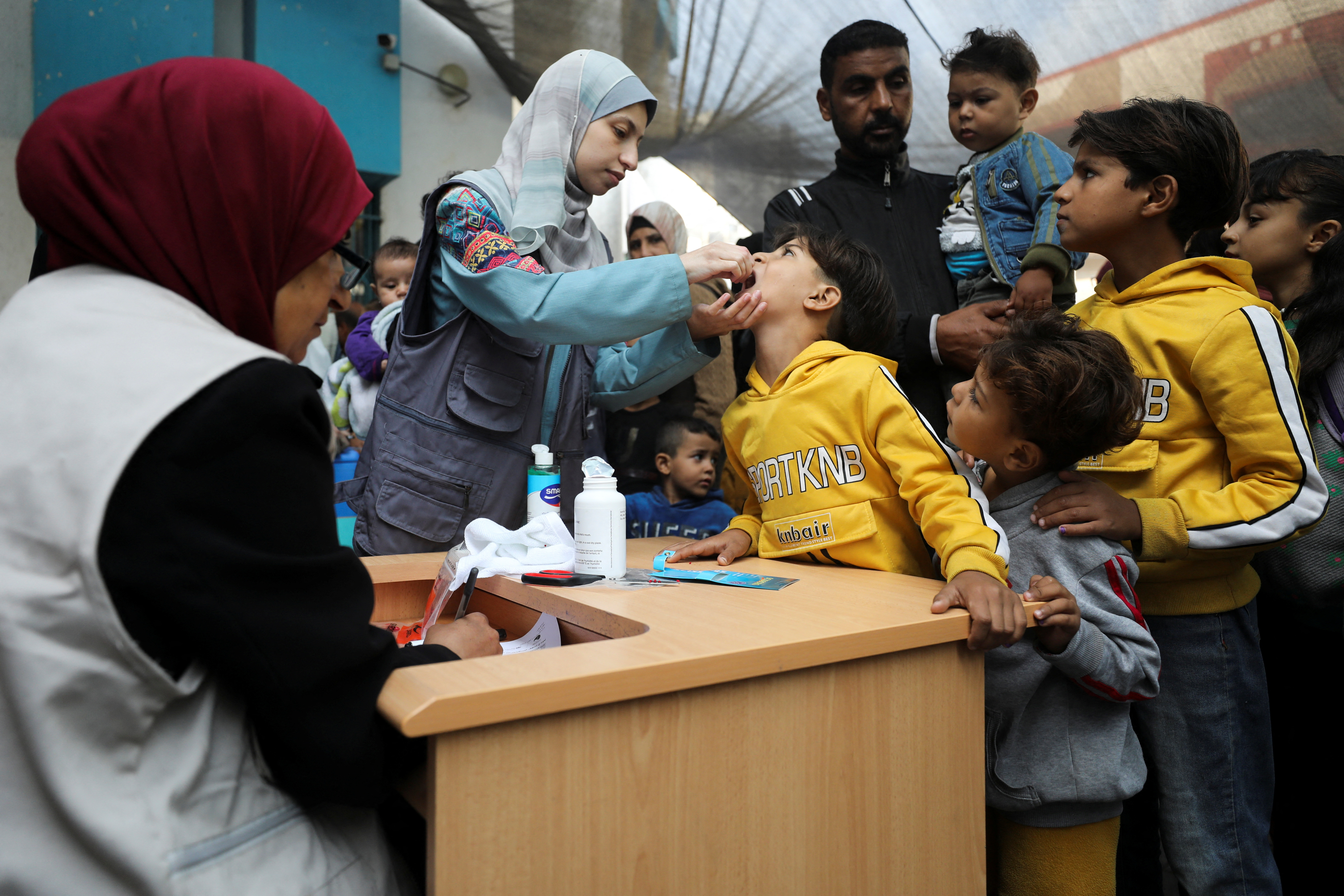 Second phase of polio vaccination campaign in north Gaza after delay due to Israeli operation