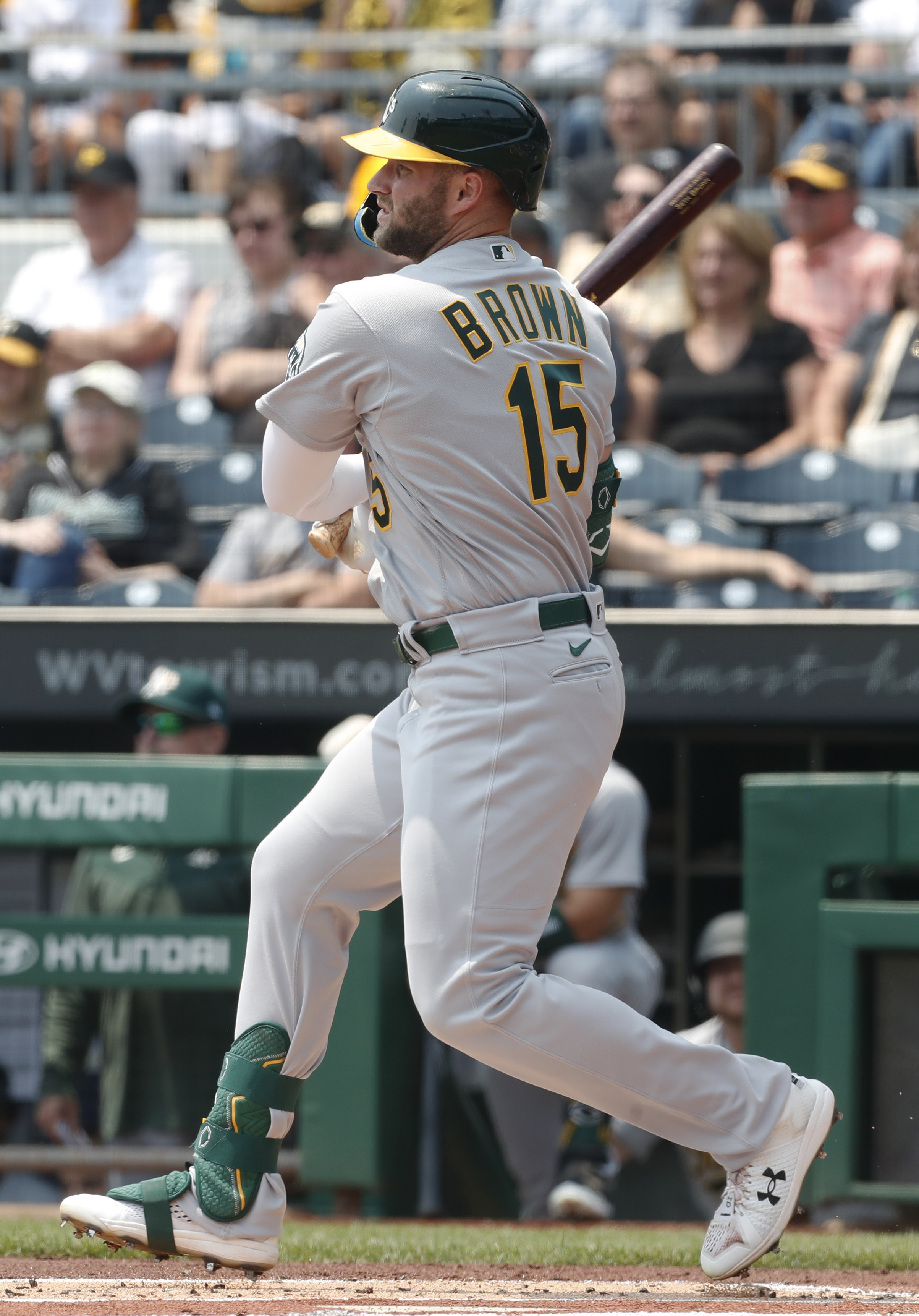 A's strike for 7 runs in first to topple Pirates