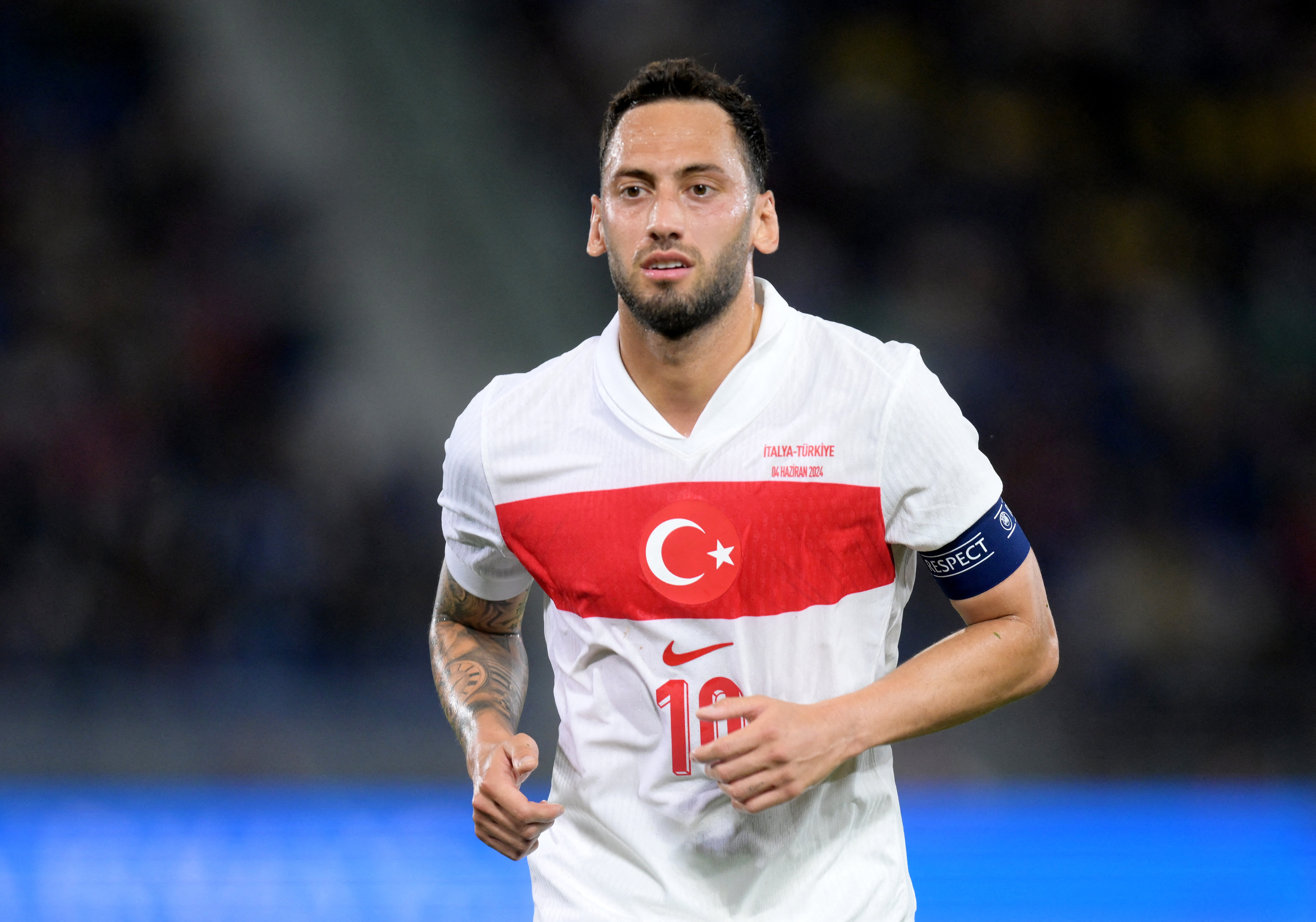 Turkey&apos;s maestro Calhanoglu saddened by criticism at home 