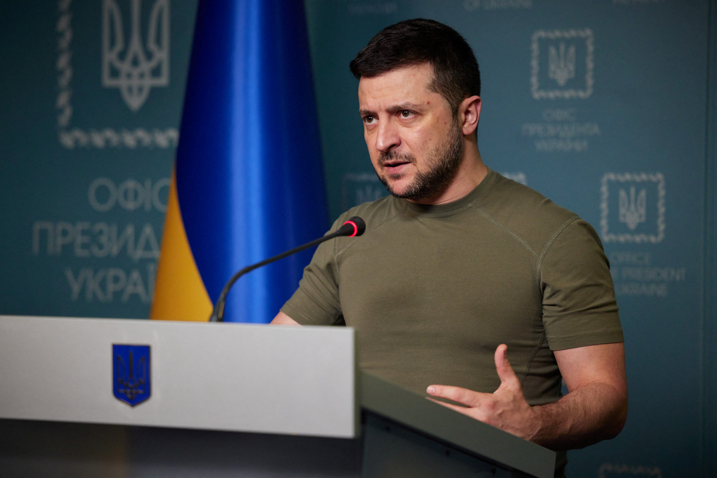 Help yourself by helping us, Ukraine's Zelenskiy tells northern ...