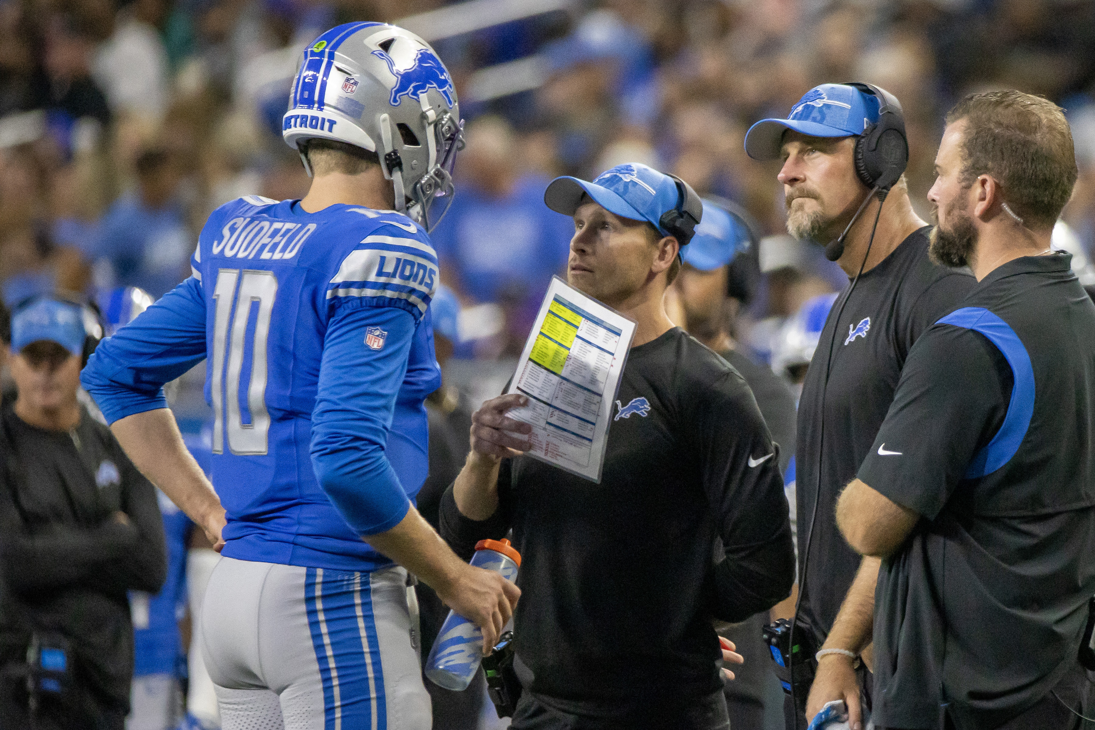 Lions push past Giants in preseason opener on late QB sneak