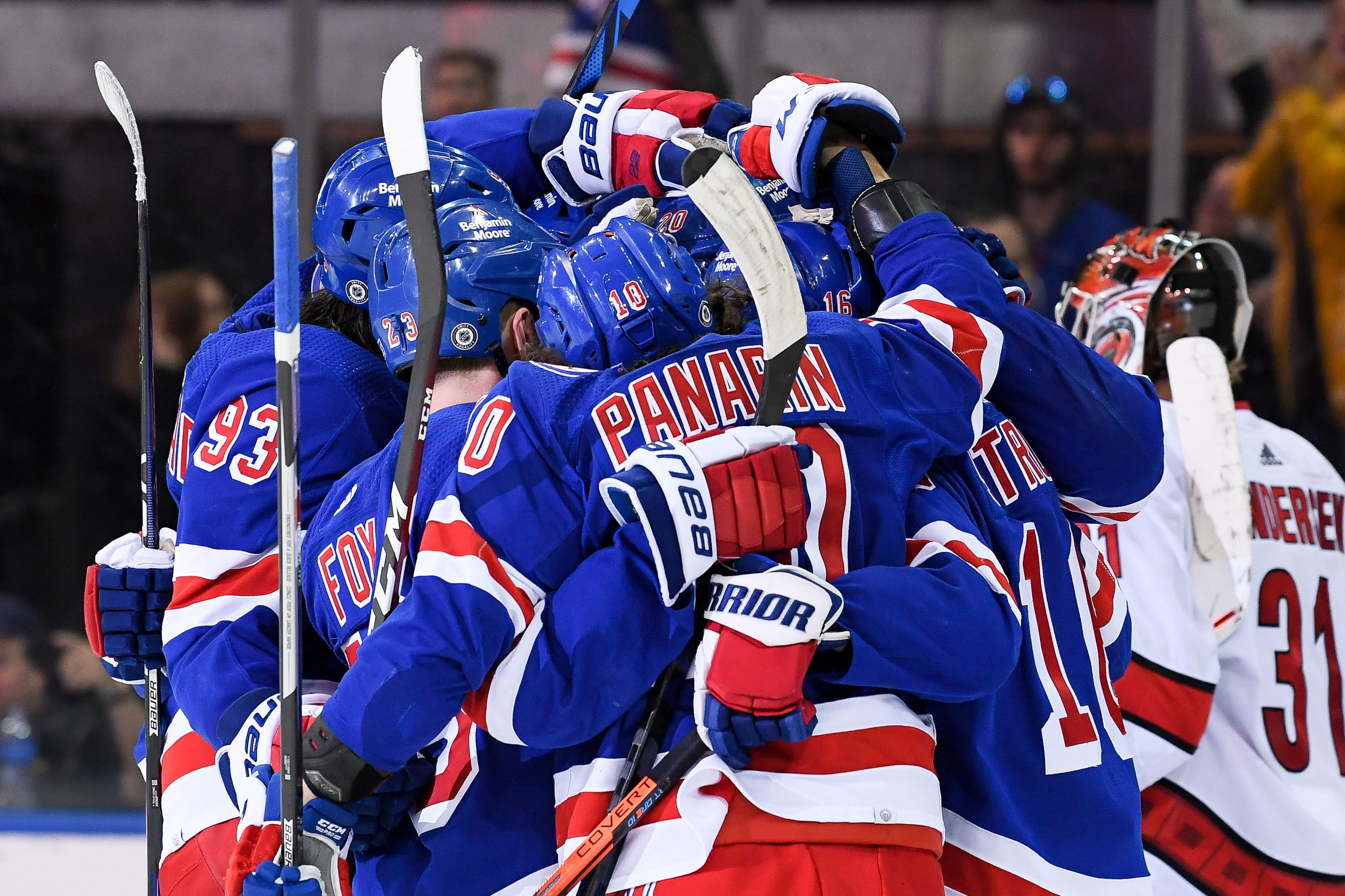 Kyle Okposo's Goal in Shootout Lifts Isles Over Hurricanes - The New York  Times