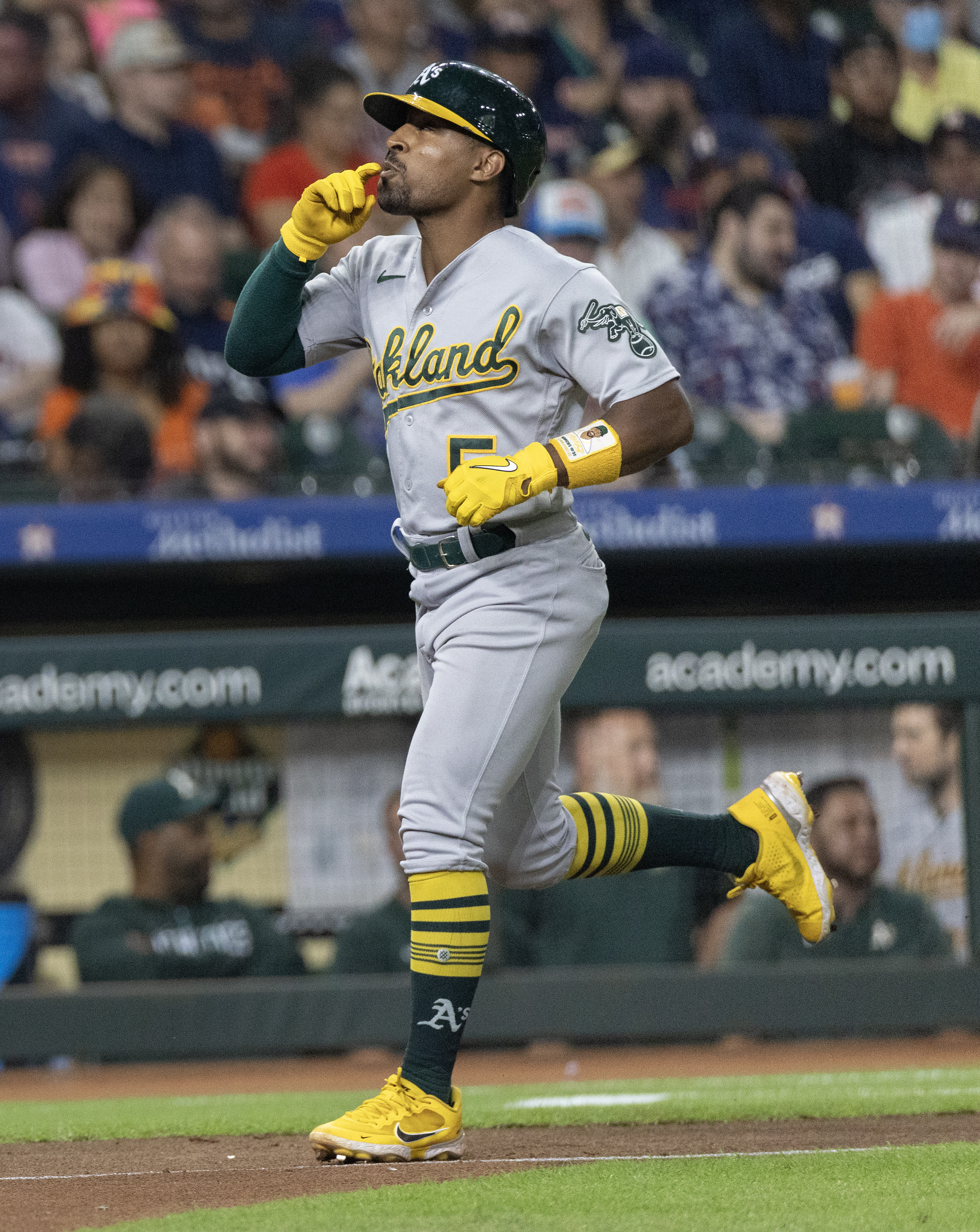 Langeliers, Kemp homer as Athletics down Astros again 6-2 to avoid 100th  loss - The San Diego Union-Tribune