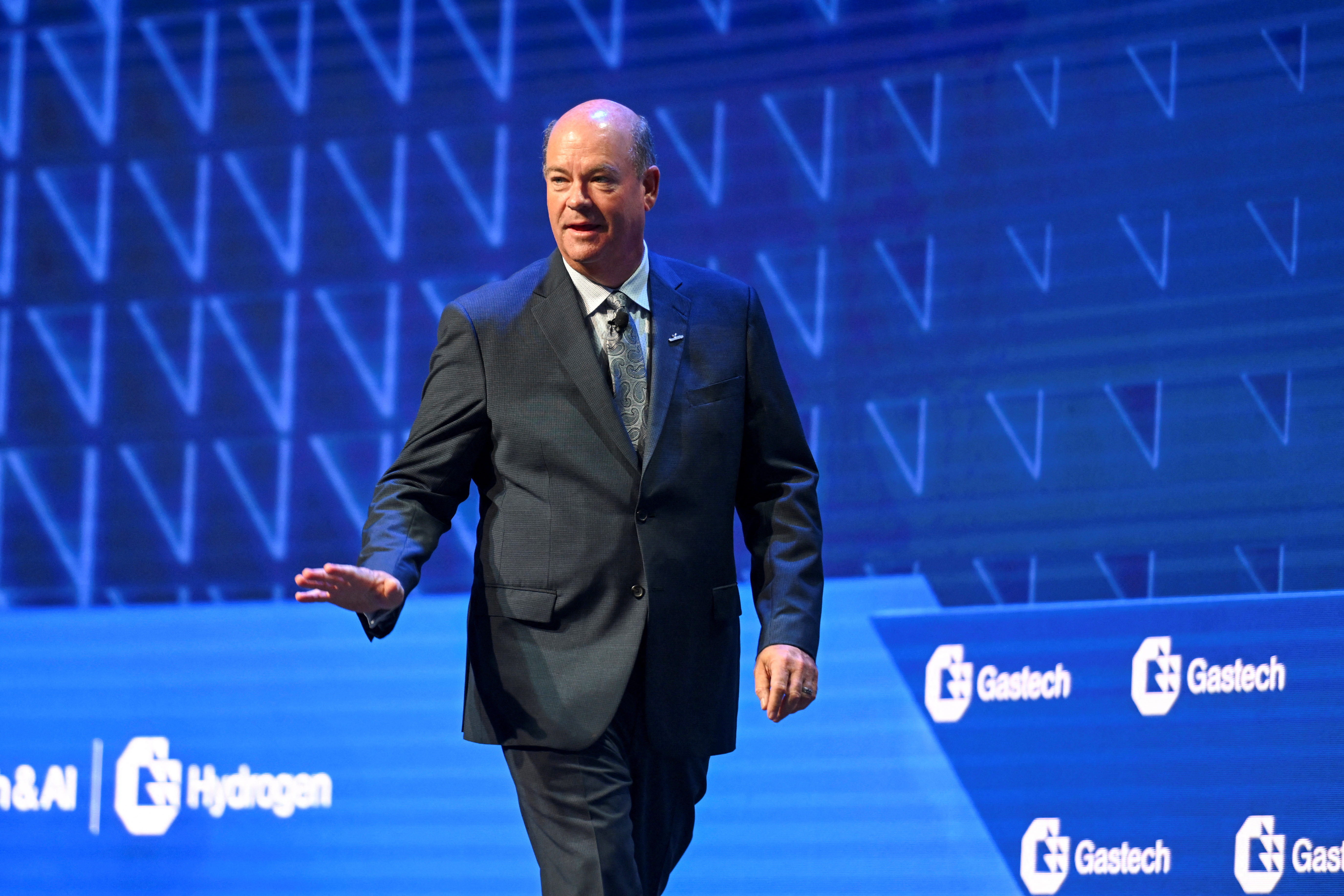 CEO最高経営責任者 英語ニュース] 教育とテクノロジーMS最高経営責任者の話