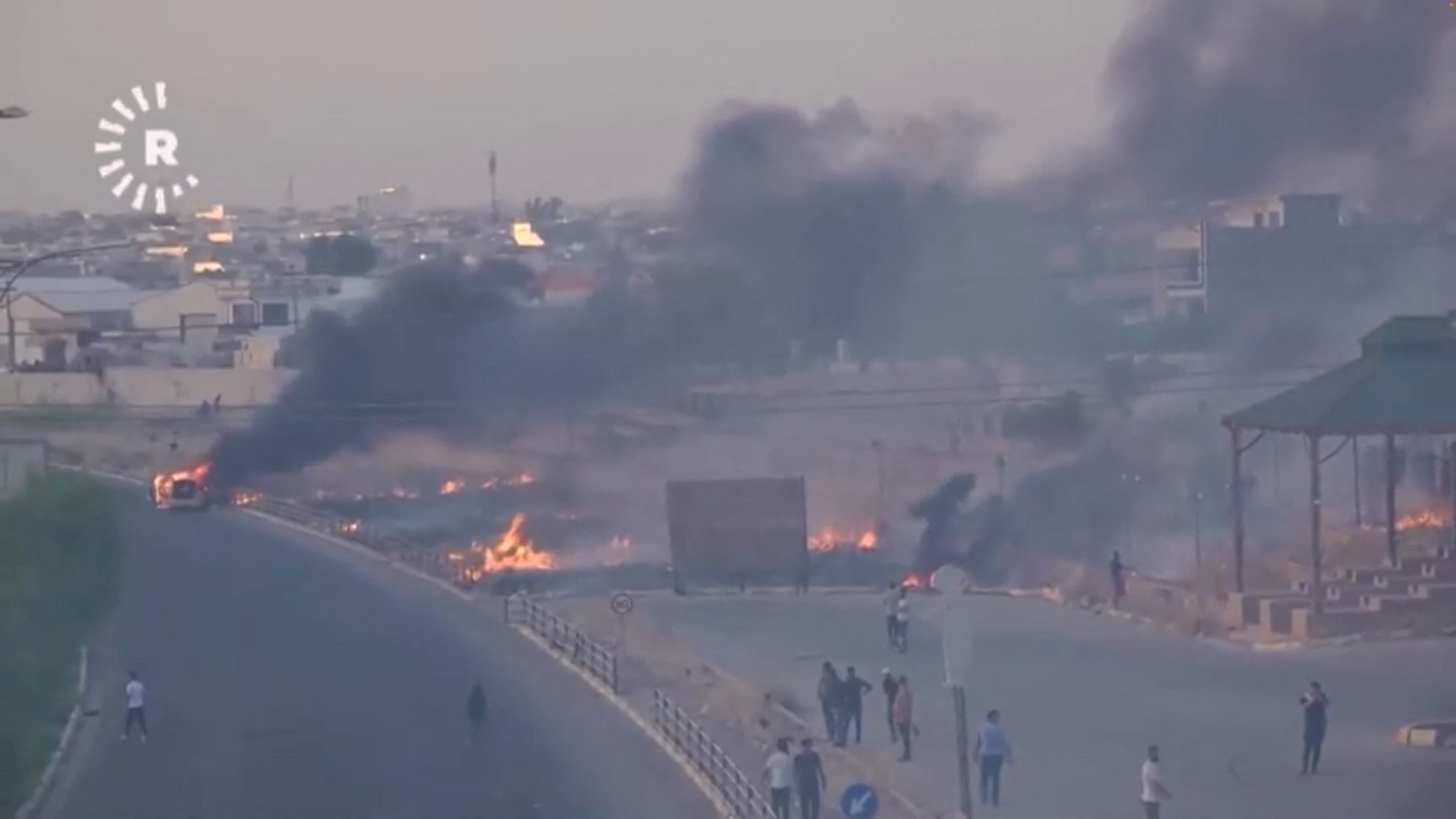 イラク 国際支援 IRAQ Walking Streets of Baghdad: This Is the Real Iraq - YouTube