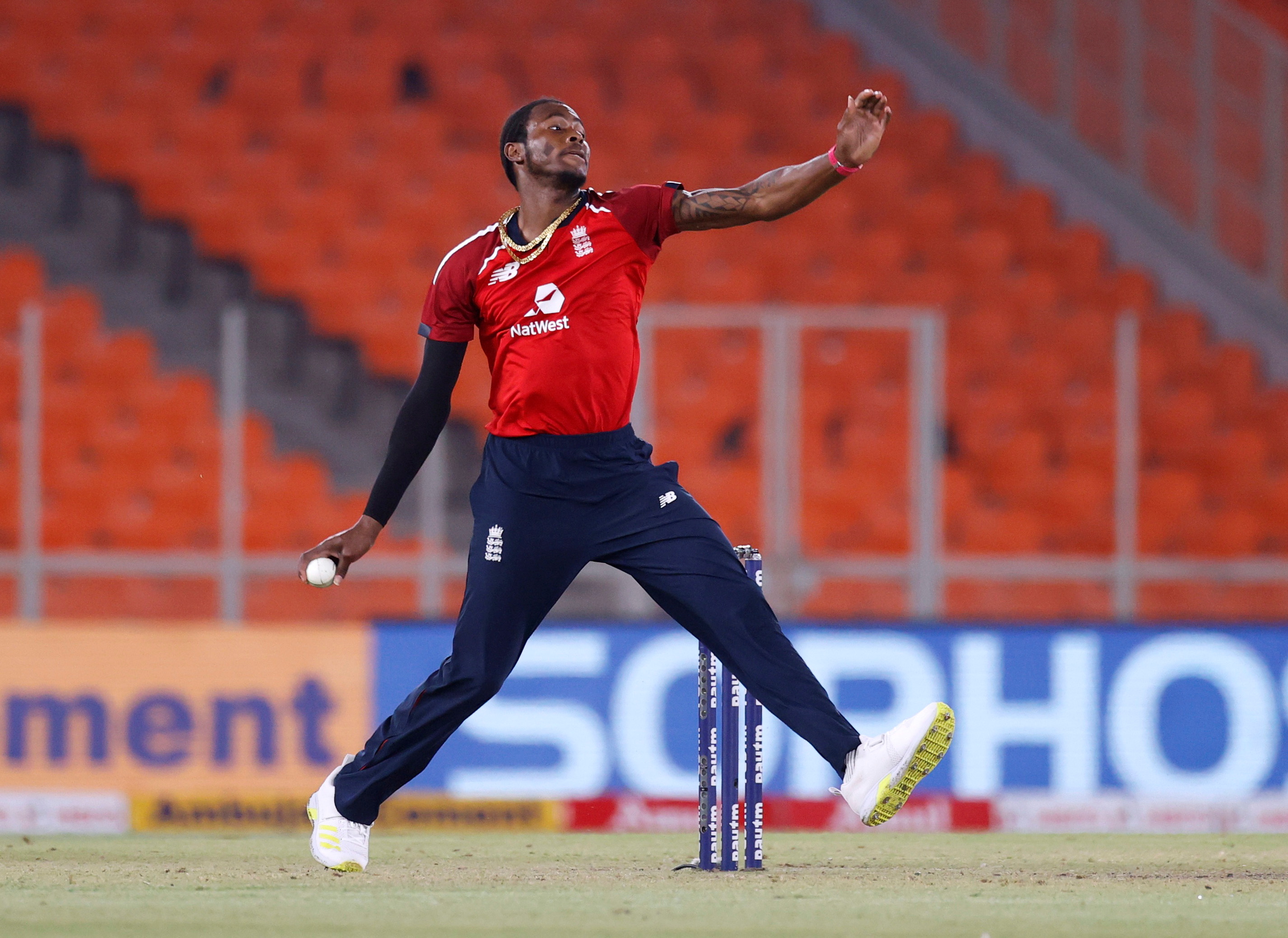 Jofra Archer (IPL Auction): "I'm excited to begin a new chapter with the Mumbai Indians." 