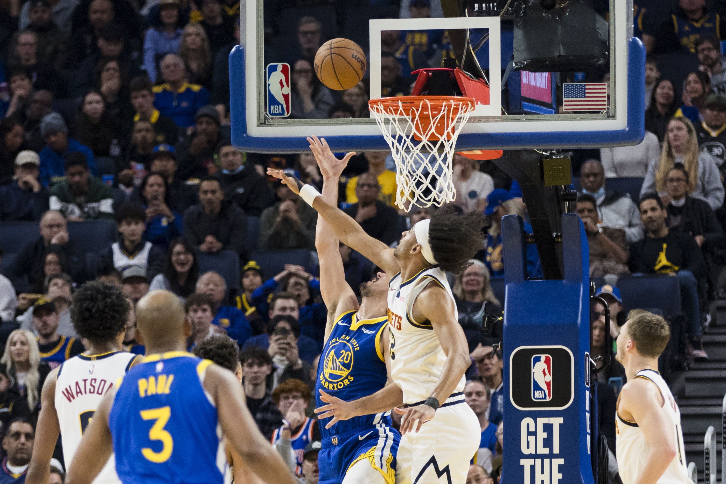 Nuggets stun Warriors on Nikola Jokic's buzzer-beater | Reuters