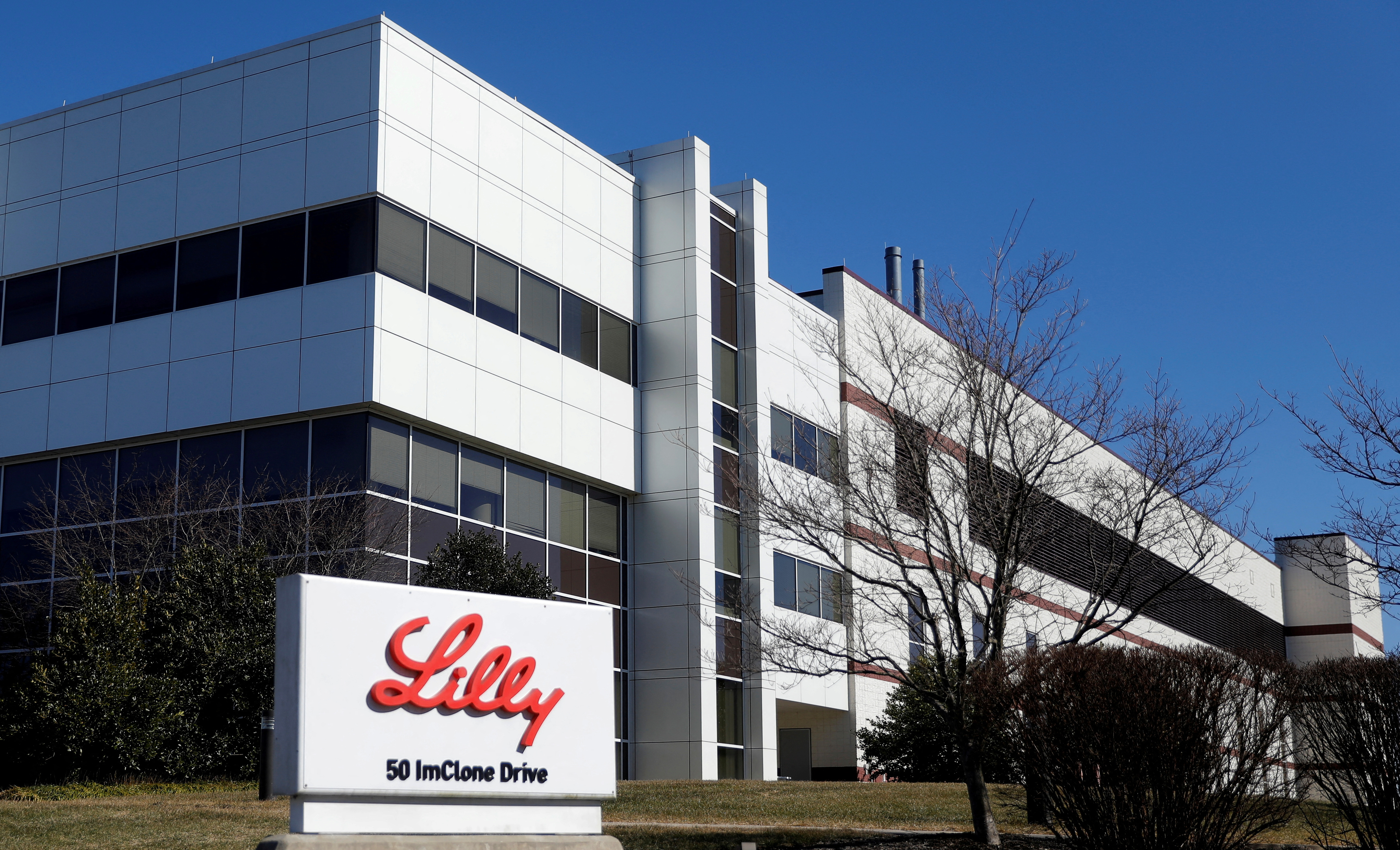 eli lilly sues compounders for selling unauthorized tirzepatide copies Lilly sues two compounders over copies of weight-loss drugs