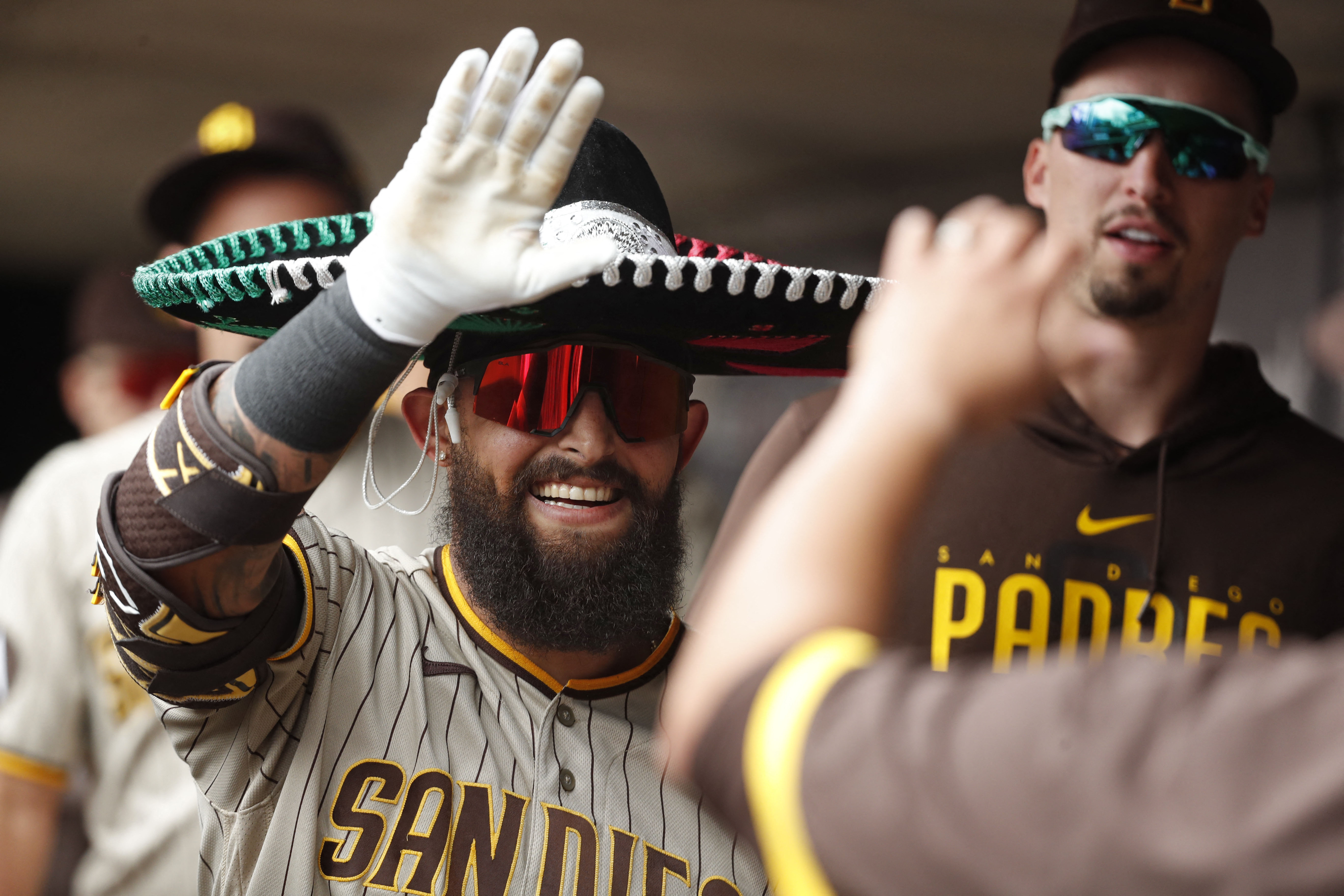 San Diego Padres beat Minnesota Twins 3-2