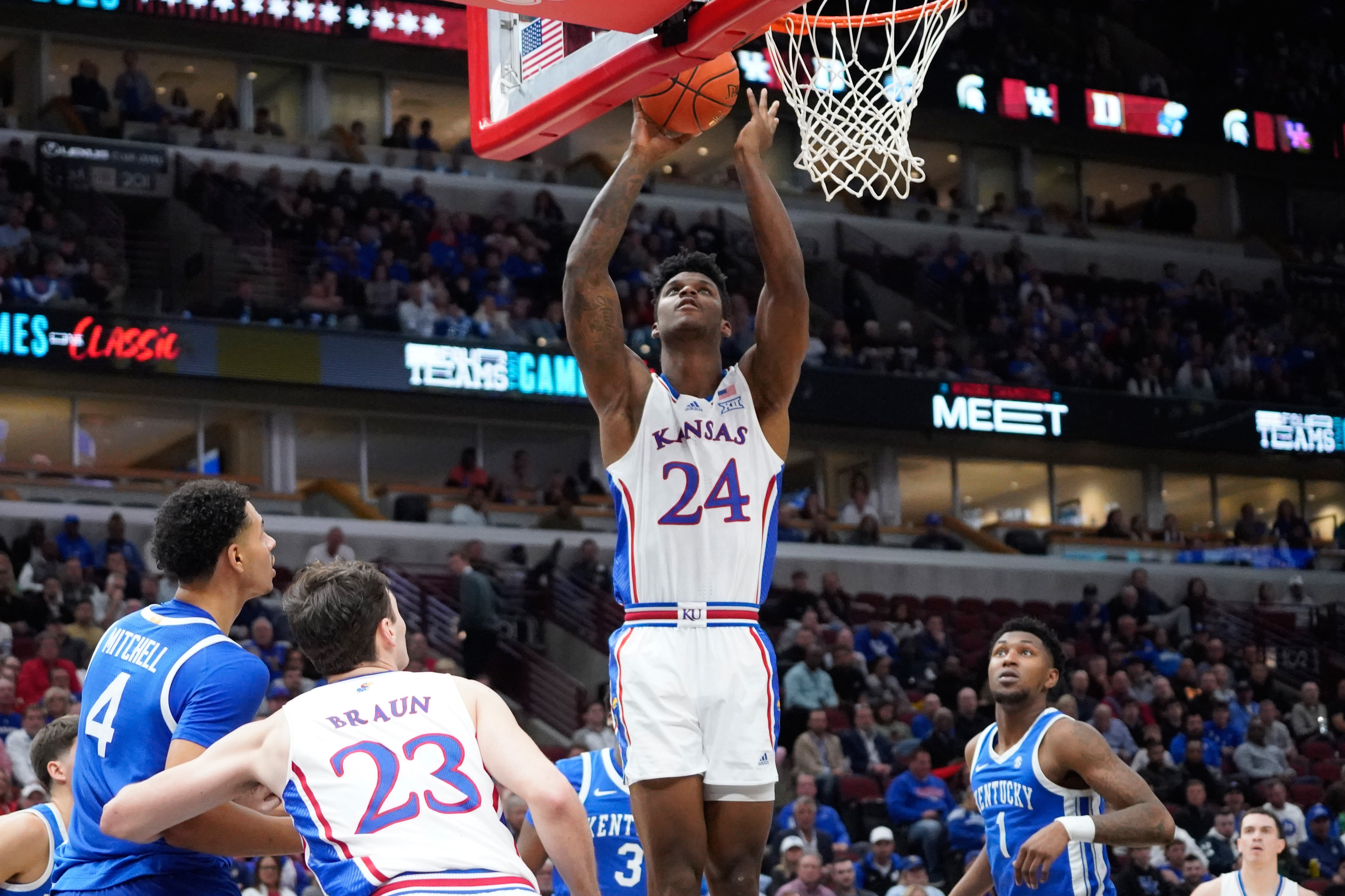 Kentucky Beats Kansas In NCAA Championship Game