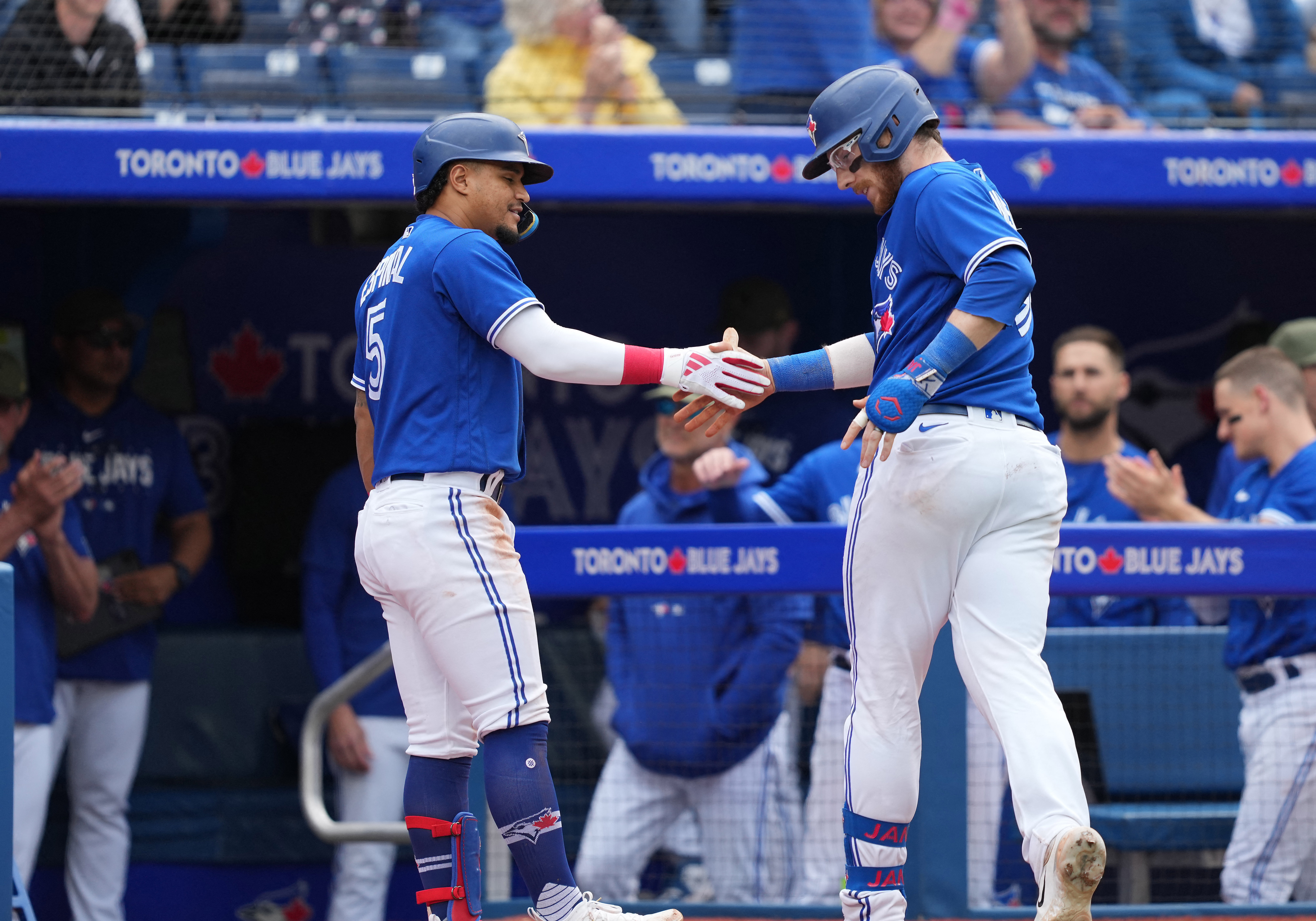 Blue Jays: Kevin Pillar leaves Saturday's game with injury