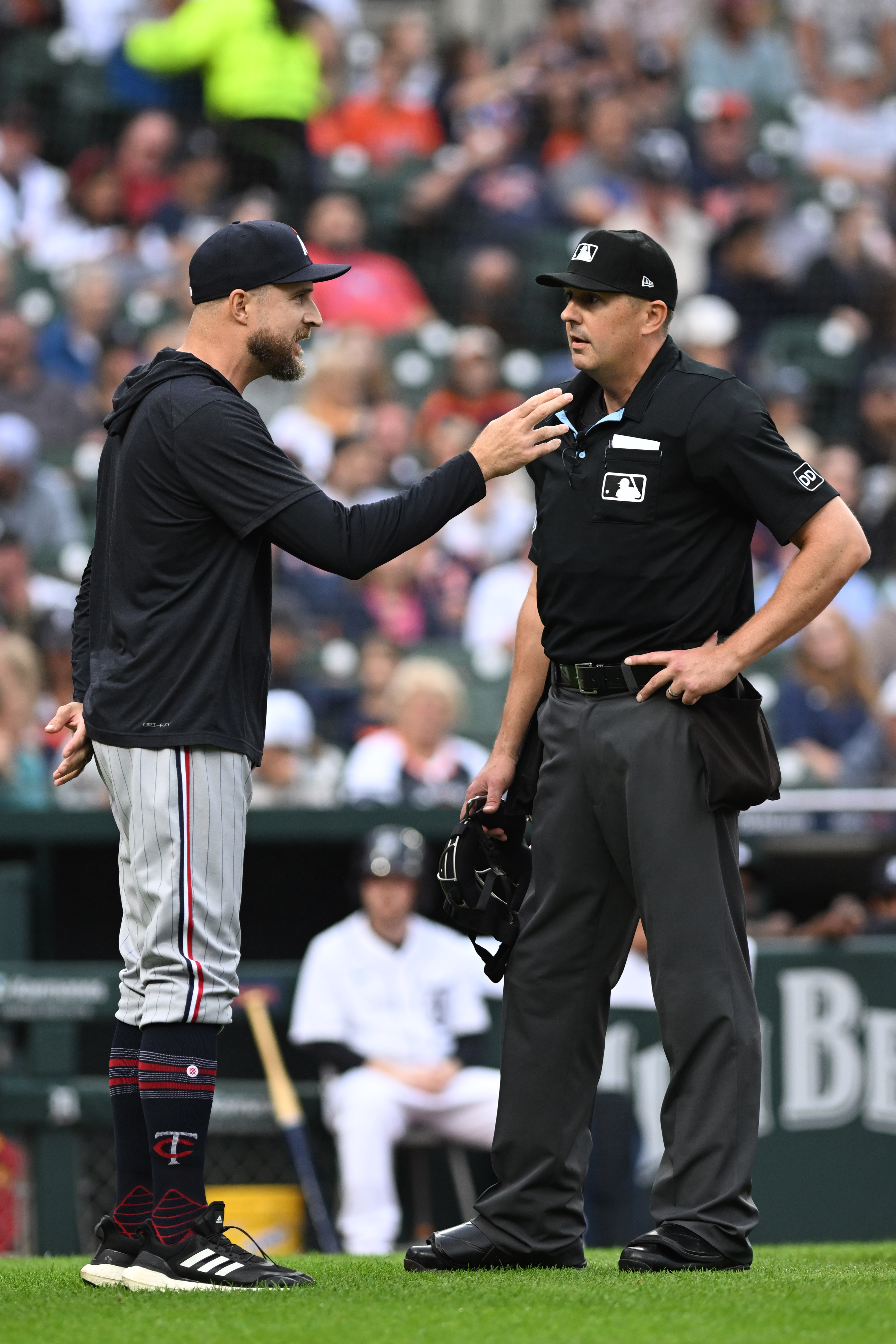 Kenta Maeda guides Twins to 4-1 victory over Tigers, National Sports