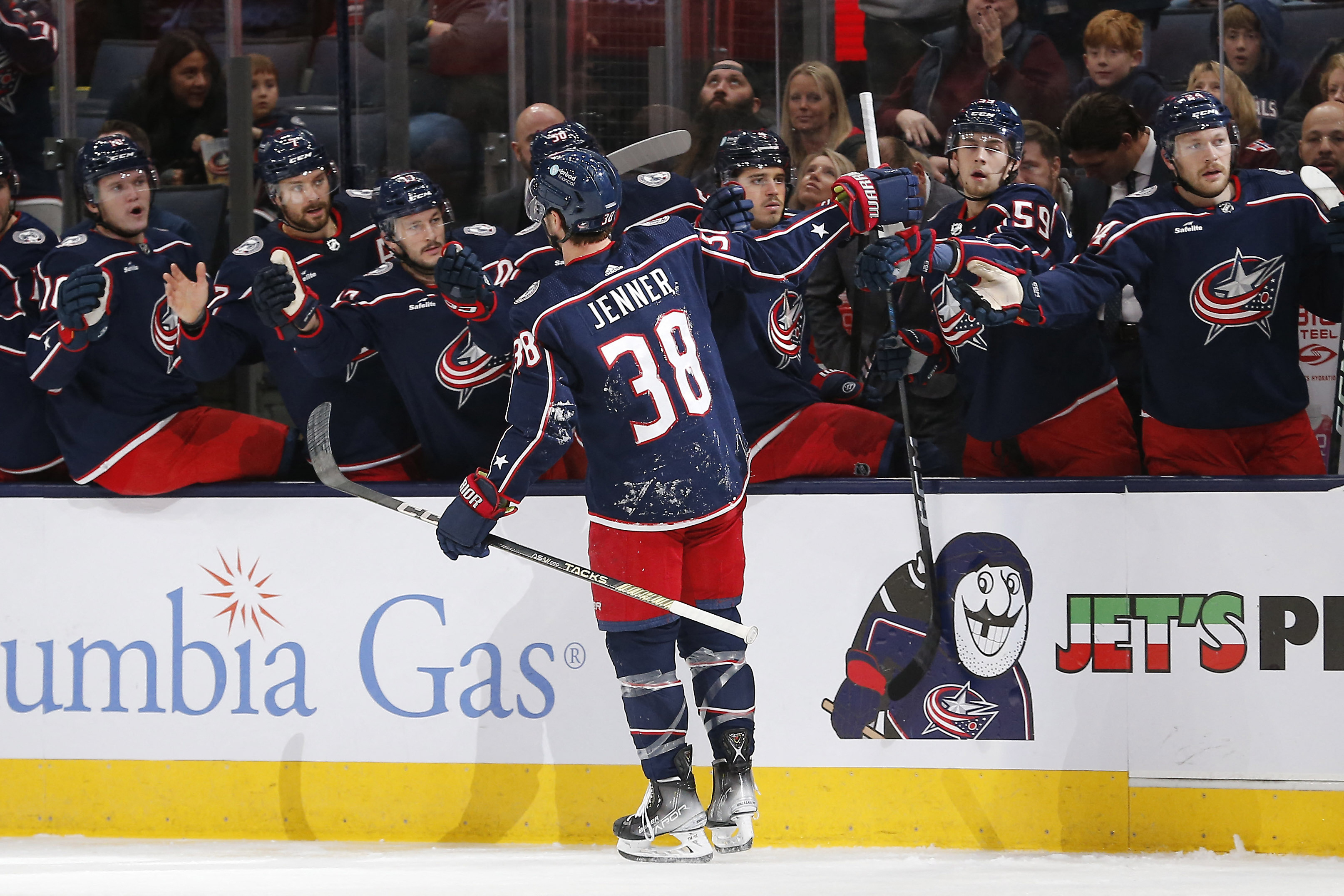 Blue Jackets pile on early, rout Blackhawks at home | Reuters