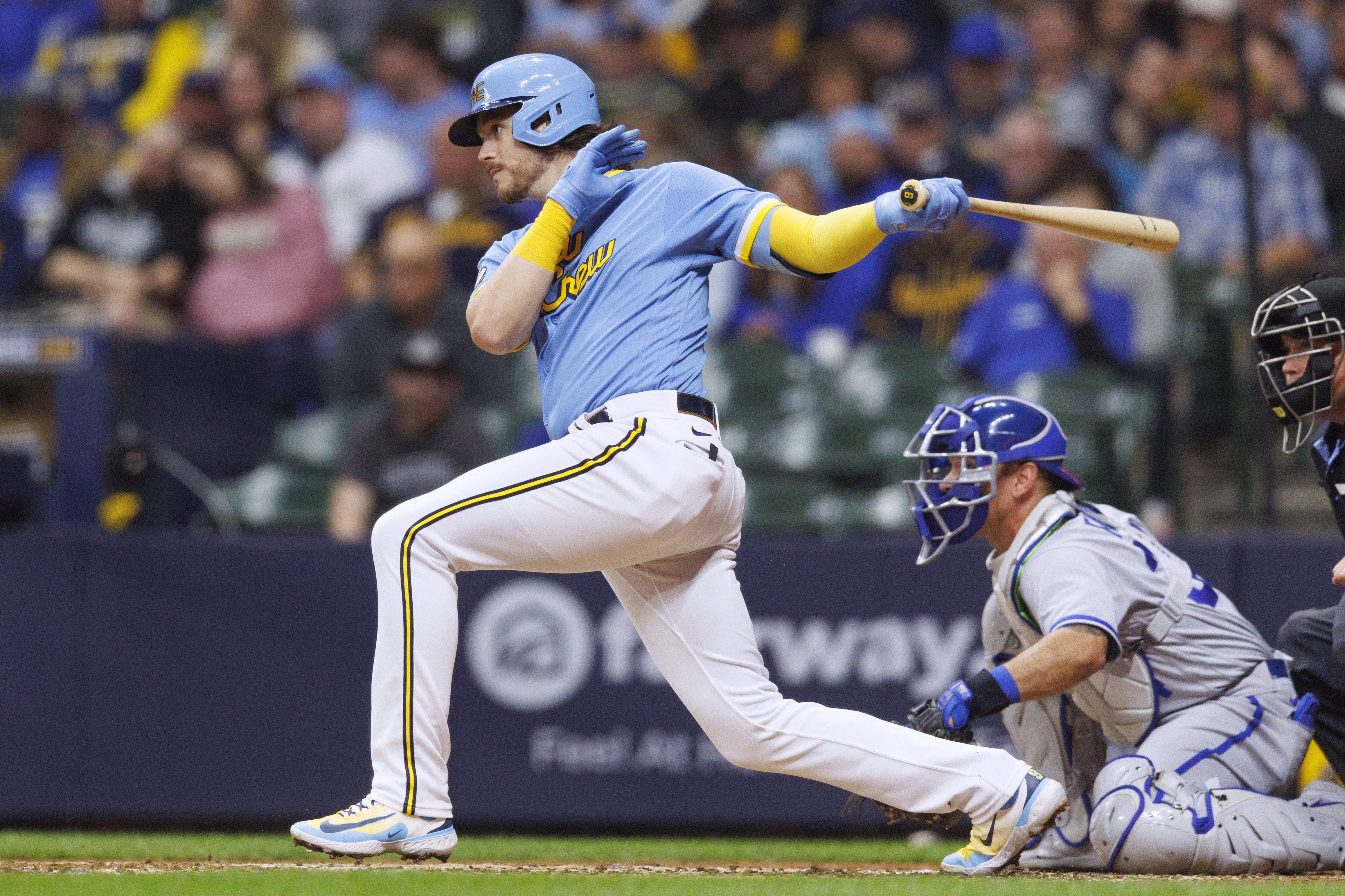 Corbin Burnes' scoreless outing carries Brewers over Royals