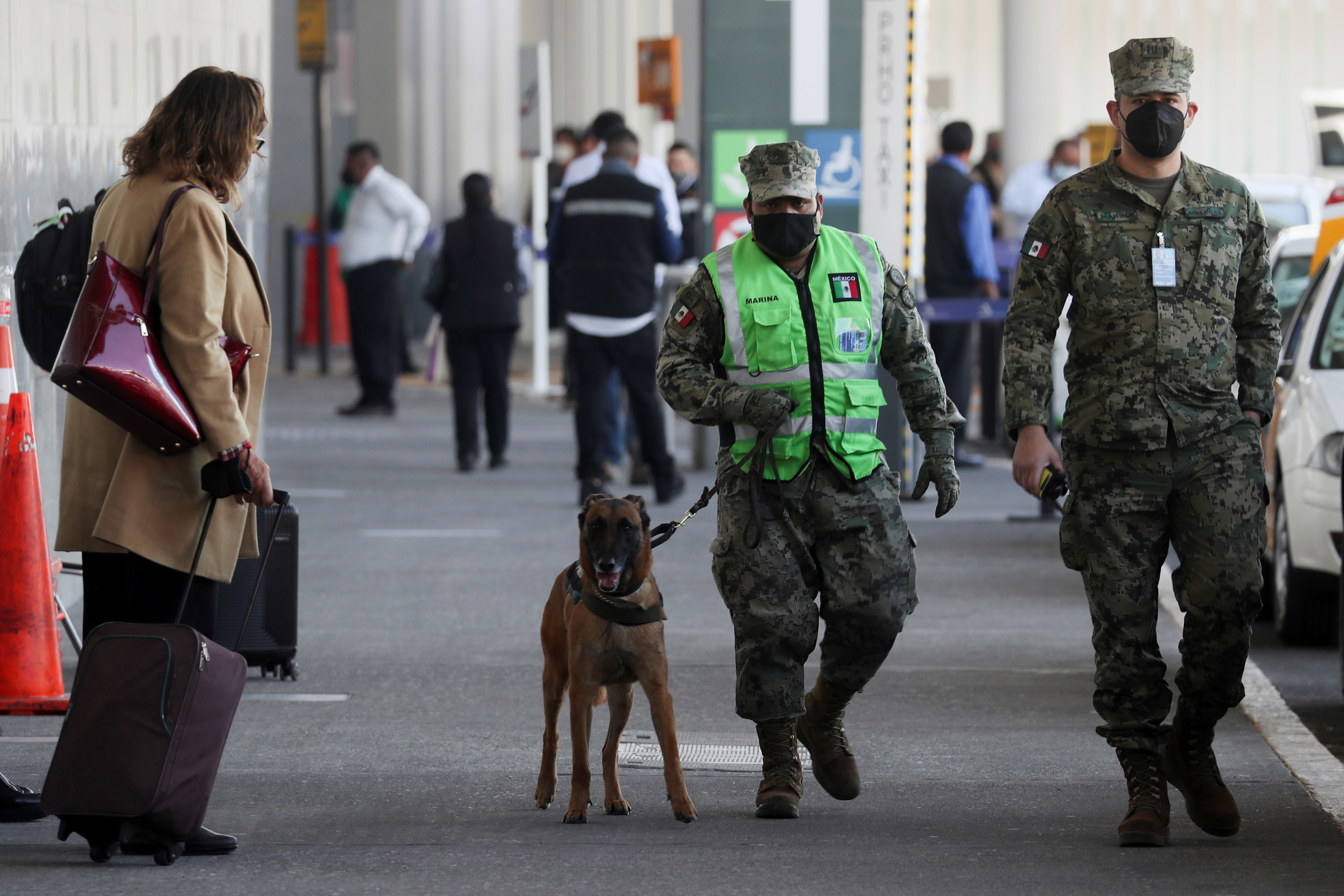 Security operation against the trafficking of weapons, drugs and people at at Benito Juarez international airport