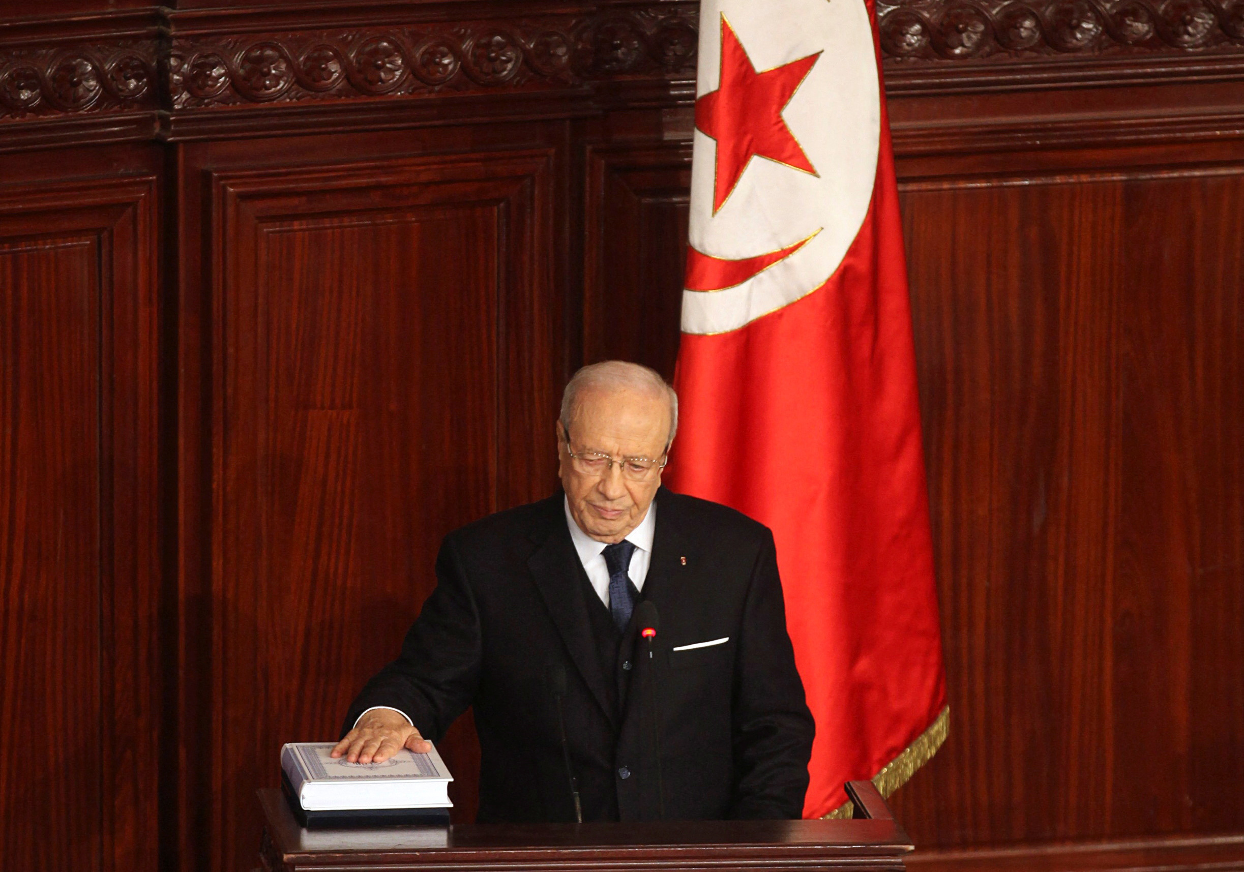 Tunisia's President Beji Caid Essebsi takes the oath of office at the constituent assembly in Tunis