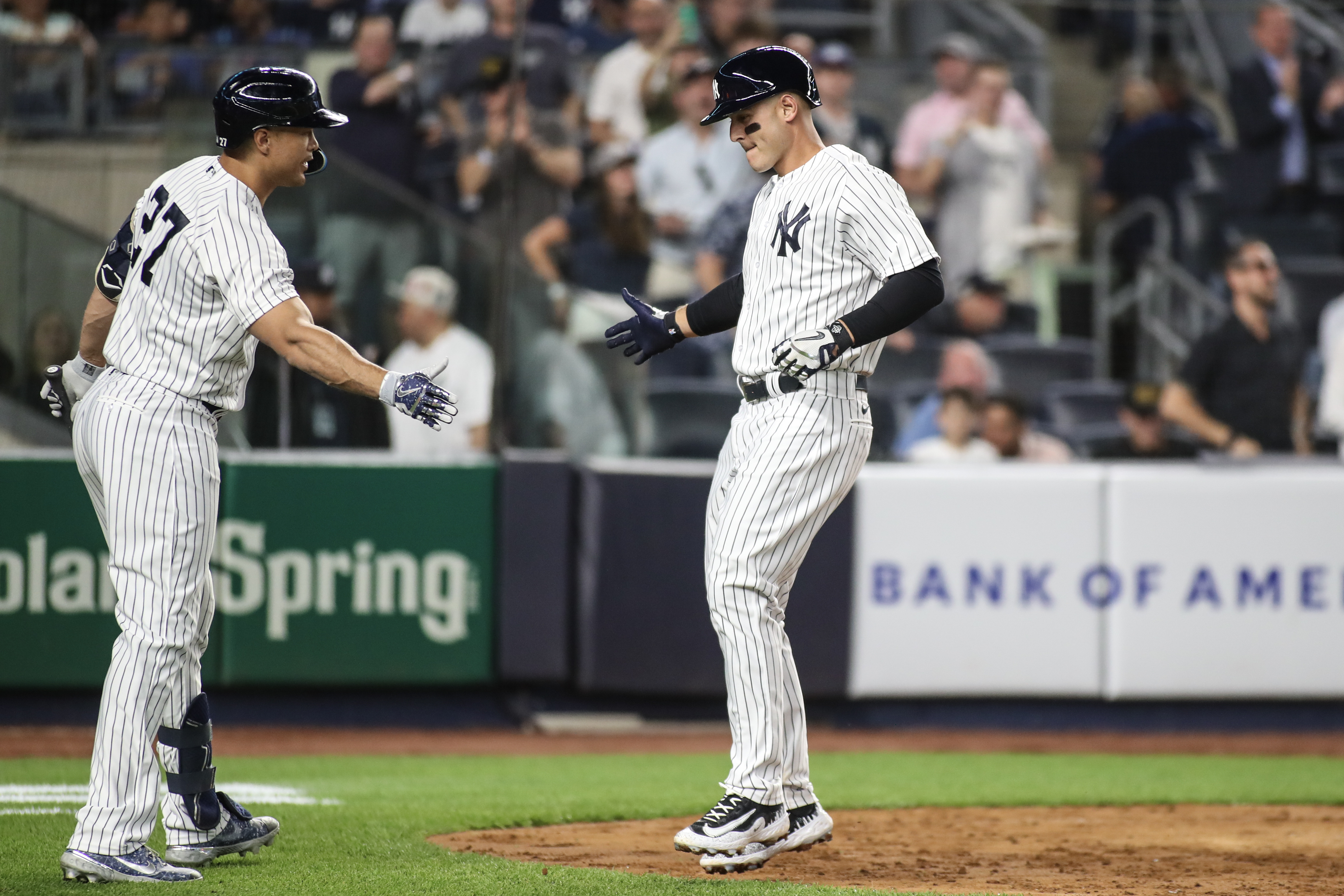 Nine-run first inning sends Twins to rout of Yankees