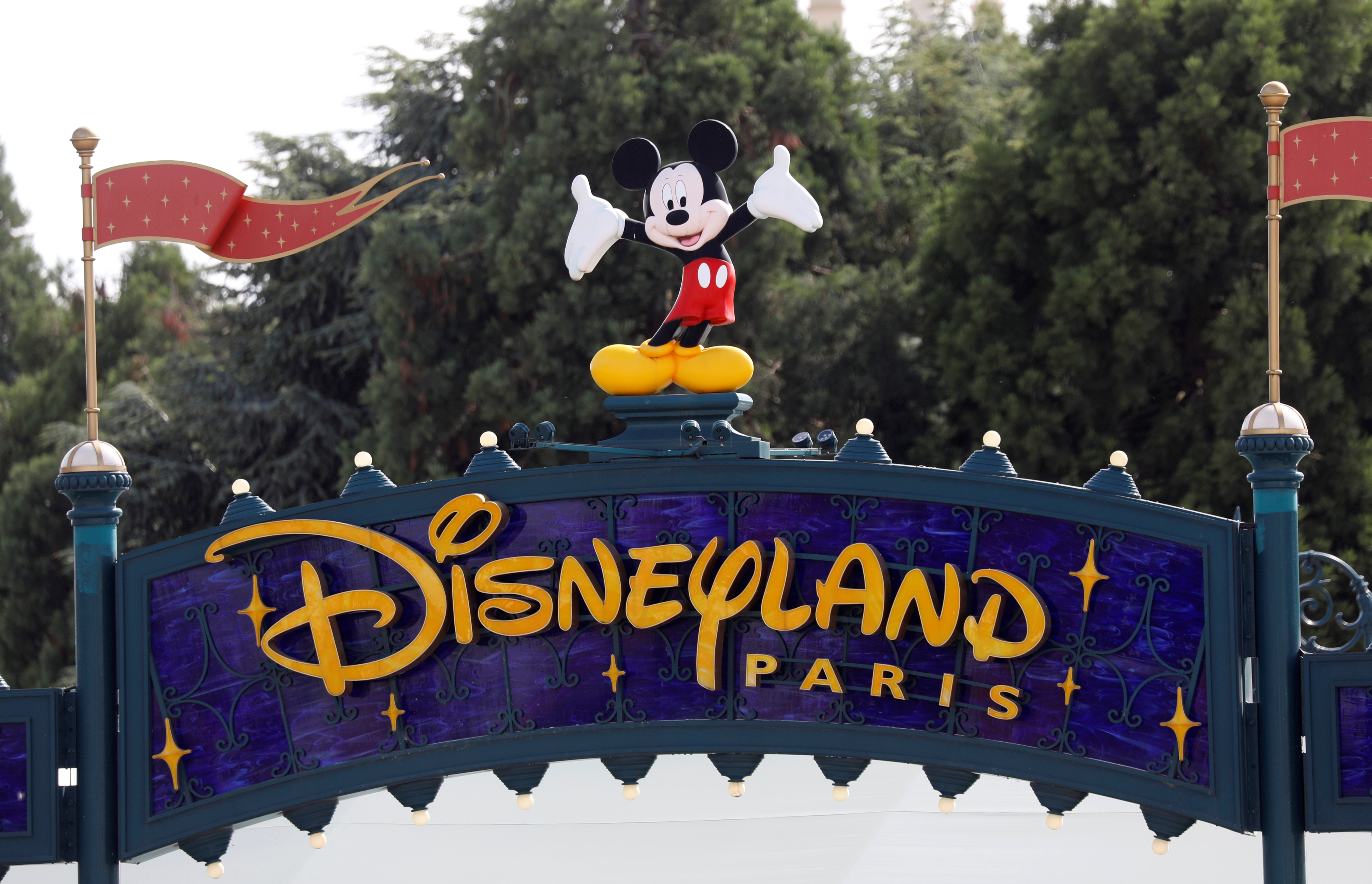 Disneyland Paris To Re Open On June 17 Reuters