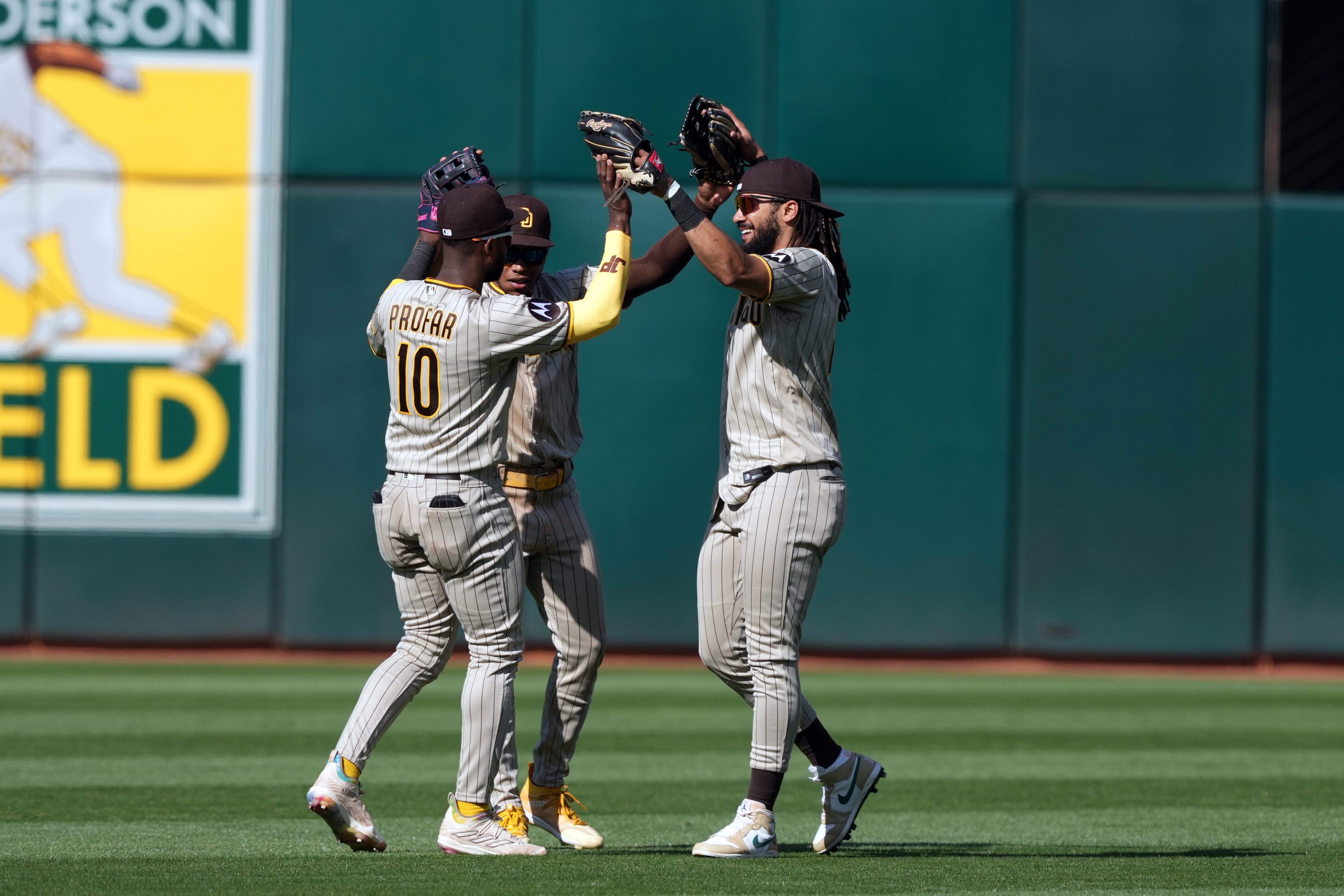 Soto slugs 2 homers and drives in 4 runs as the Padres beat the Rockies 8-5  - Newsday