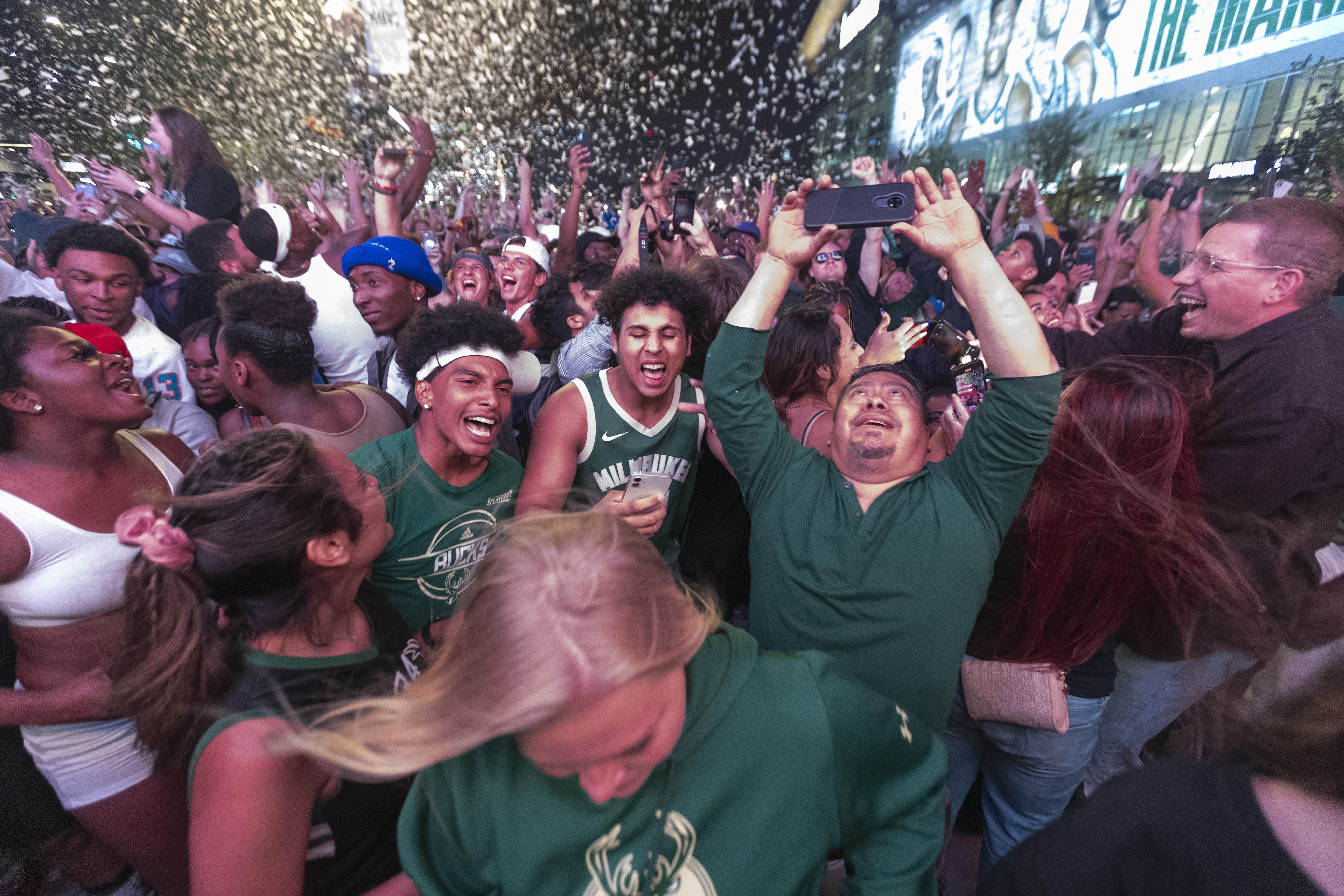 Milwaukee Bucks Championship Shirt For Fans Youth Sweatshirt